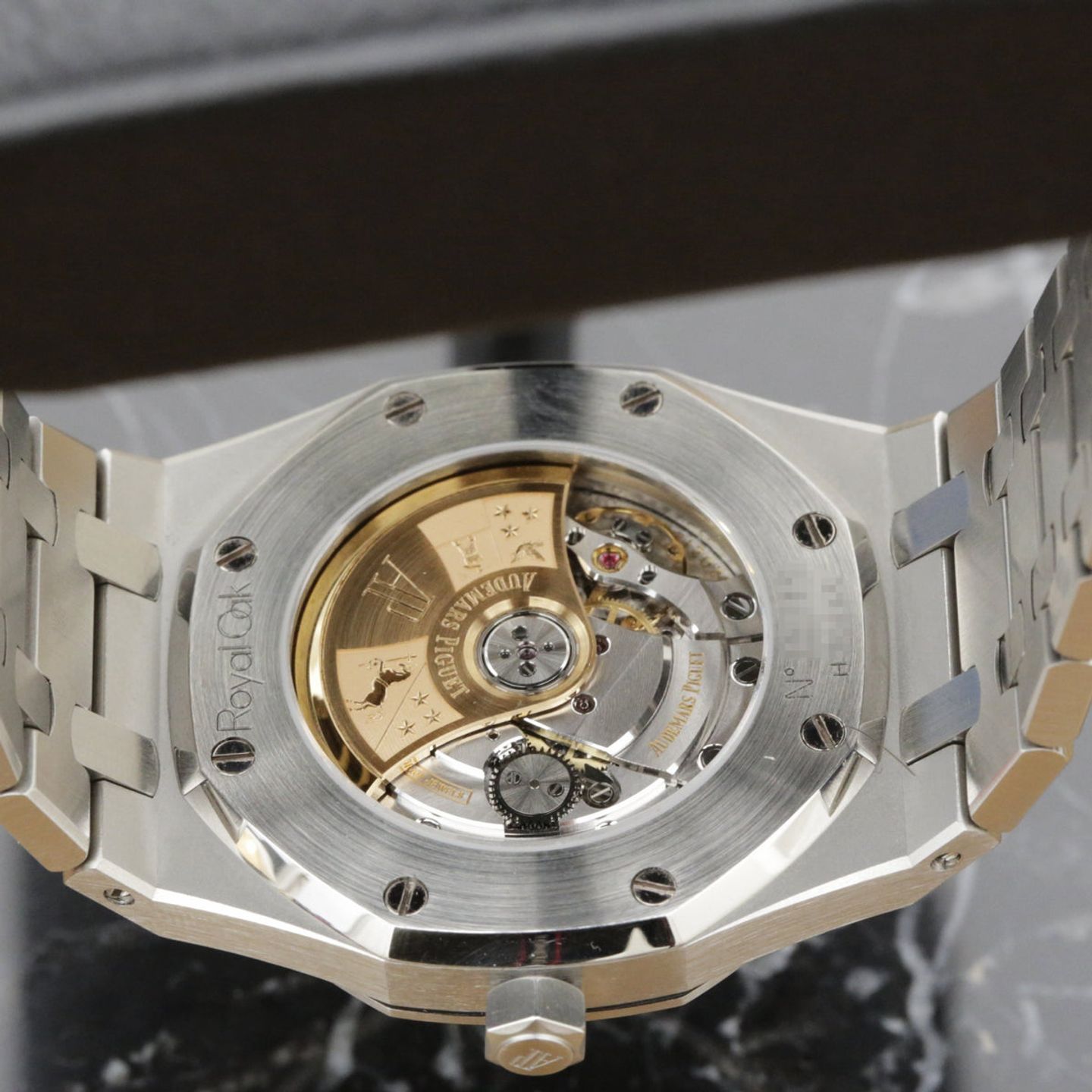 Audemars Piguet Royal Oak 6800BA - (7/8)