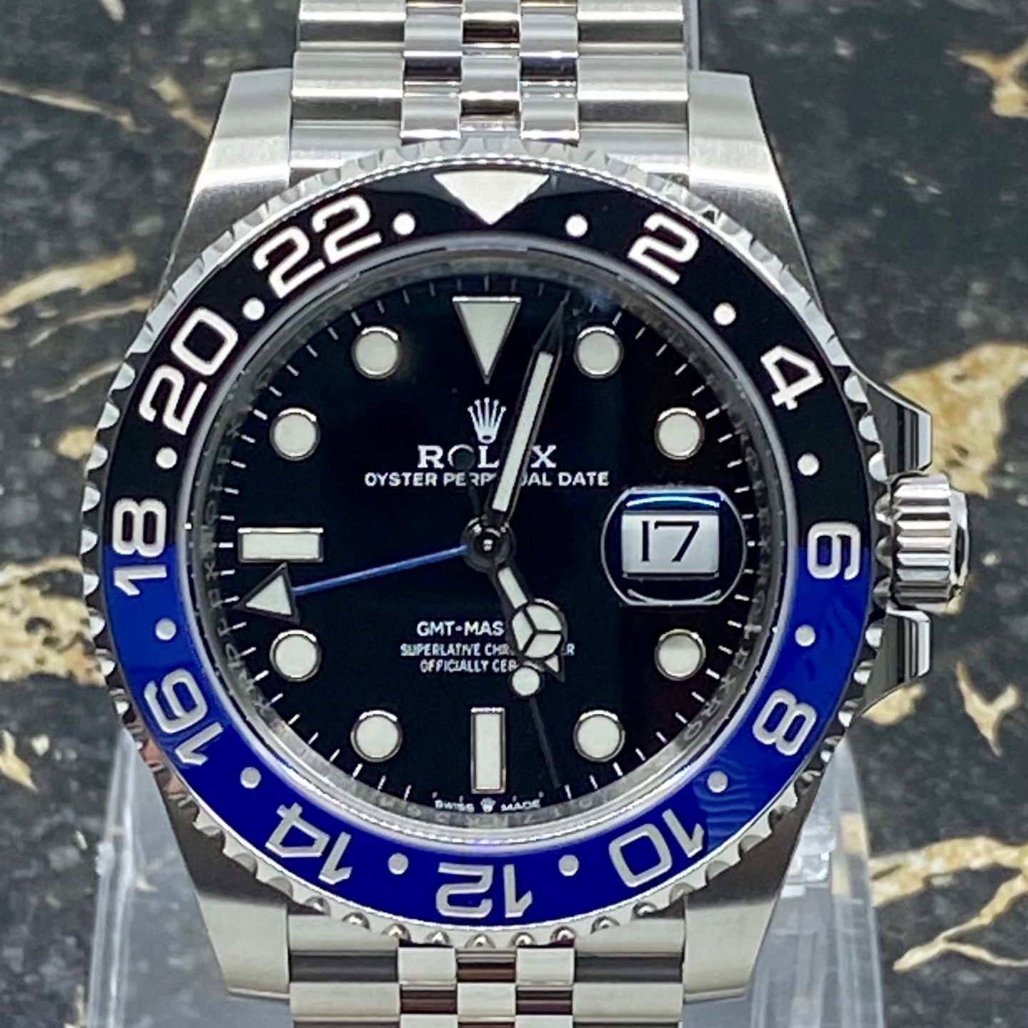 Rolex GMT-Master II 126710BLNR (2024) - Black dial 40 mm Steel case (2/8)