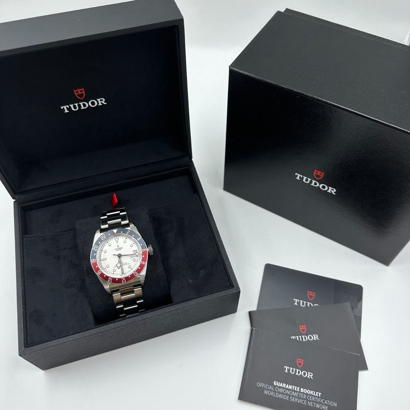 Tudor Black Bay GMT 79830RB-0010 (2023) - Wit wijzerplaat 41mm Staal (2/8)