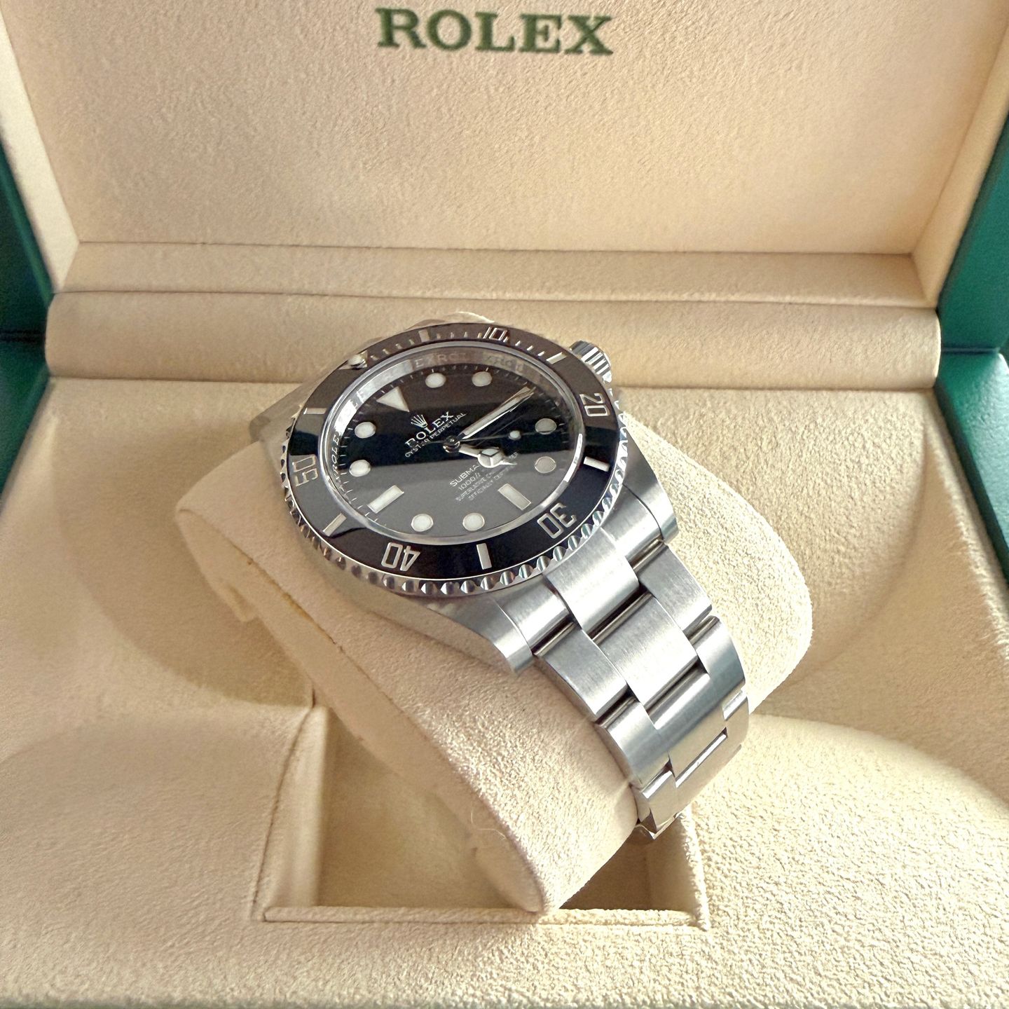 Rolex Submariner No Date 124060 - (3/7)