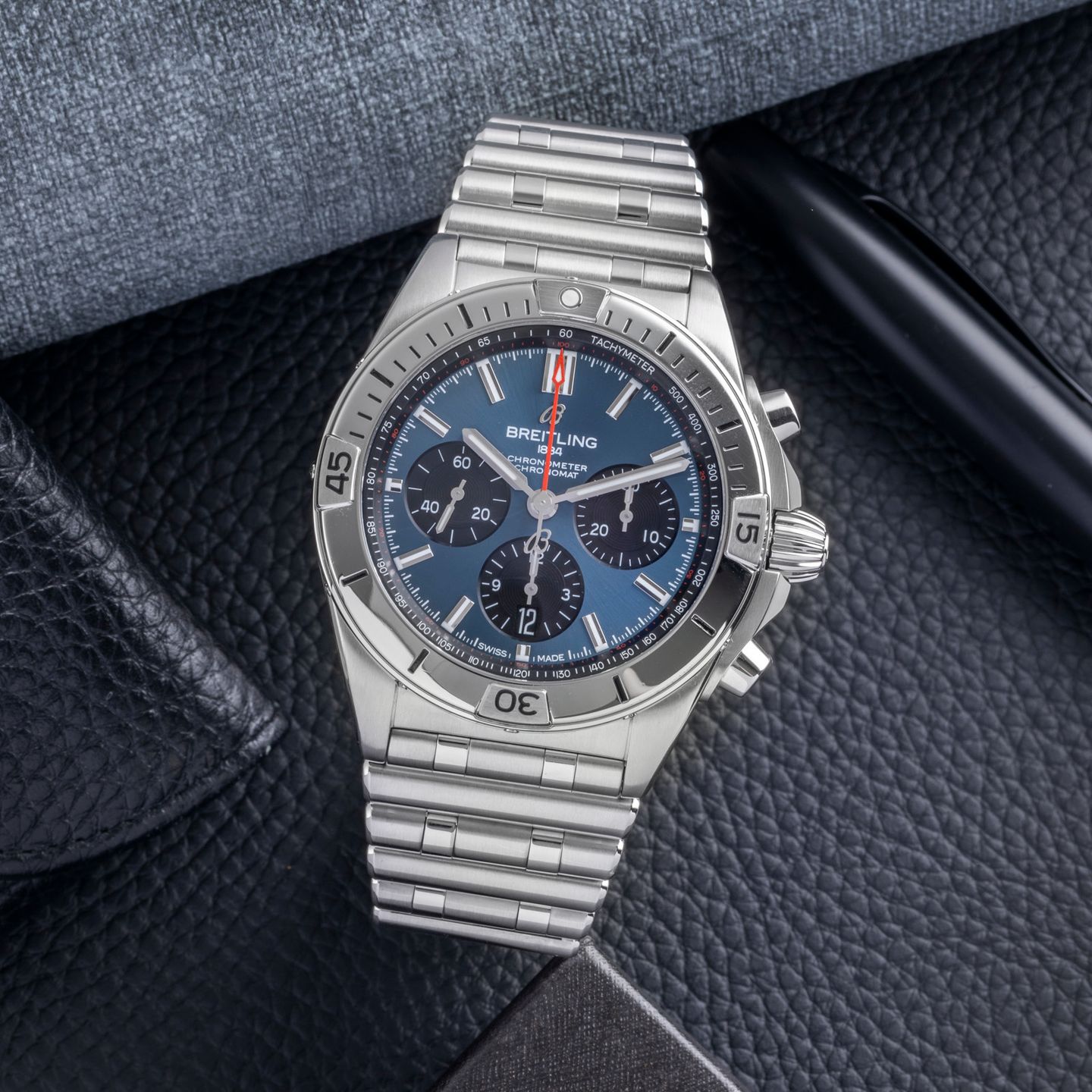 Breitling Chronomat 42 AB0134101C1A1 (Onbekend (willekeurig serienummer)) - Blauw wijzerplaat 42mm Staal (1/8)