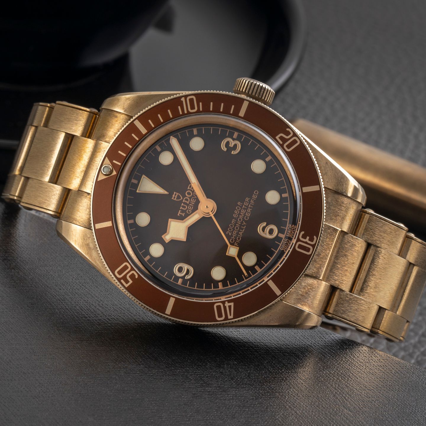 Tudor Black Bay Bronze 79012M (Unknown (random serial)) - Brown dial 39 mm Bronze case (2/8)