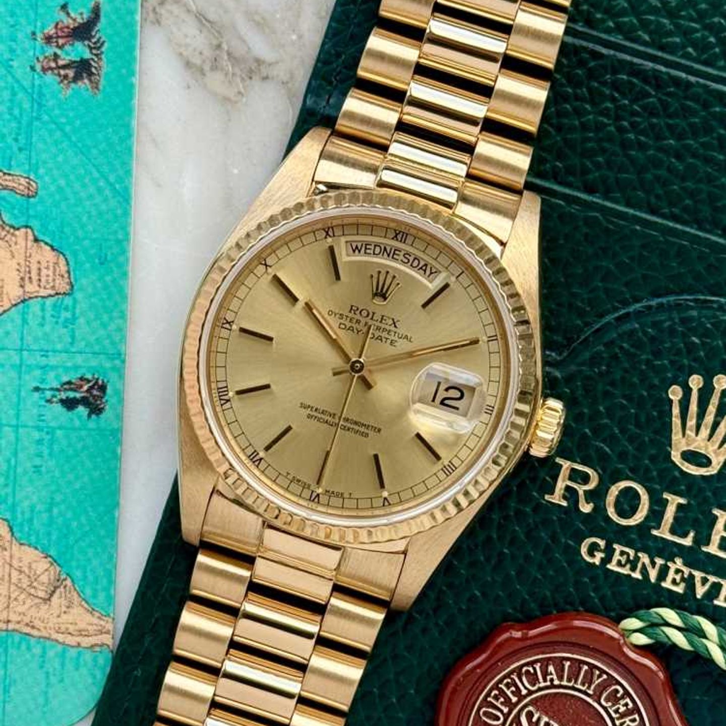 Rolex Day-Date 36 18038 (1979) - Gold dial 36 mm Yellow Gold case (1/8)