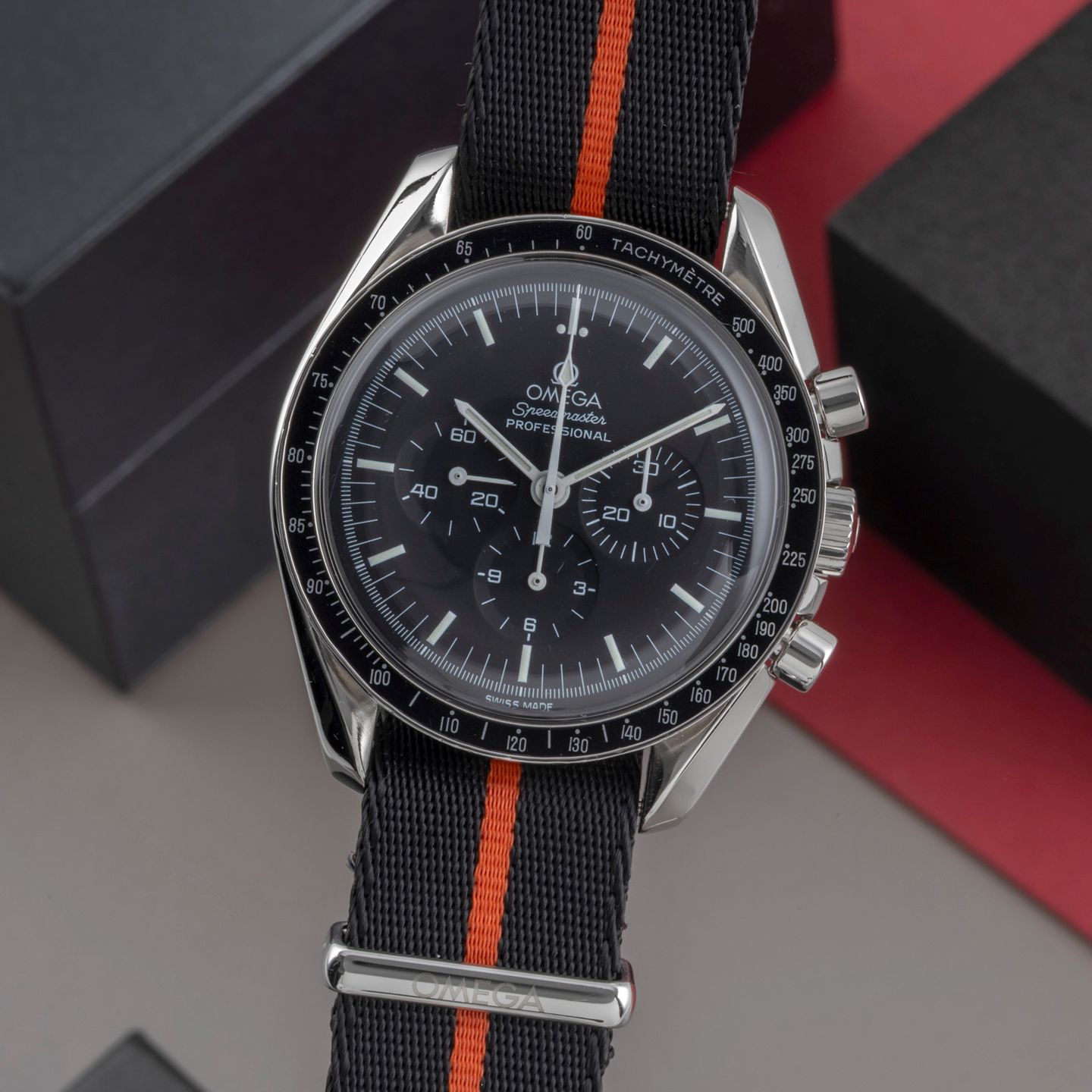 Omega Speedmaster Professional Moonwatch 3570.50.00 (2000) - Black dial 42 mm Steel case (3/8)