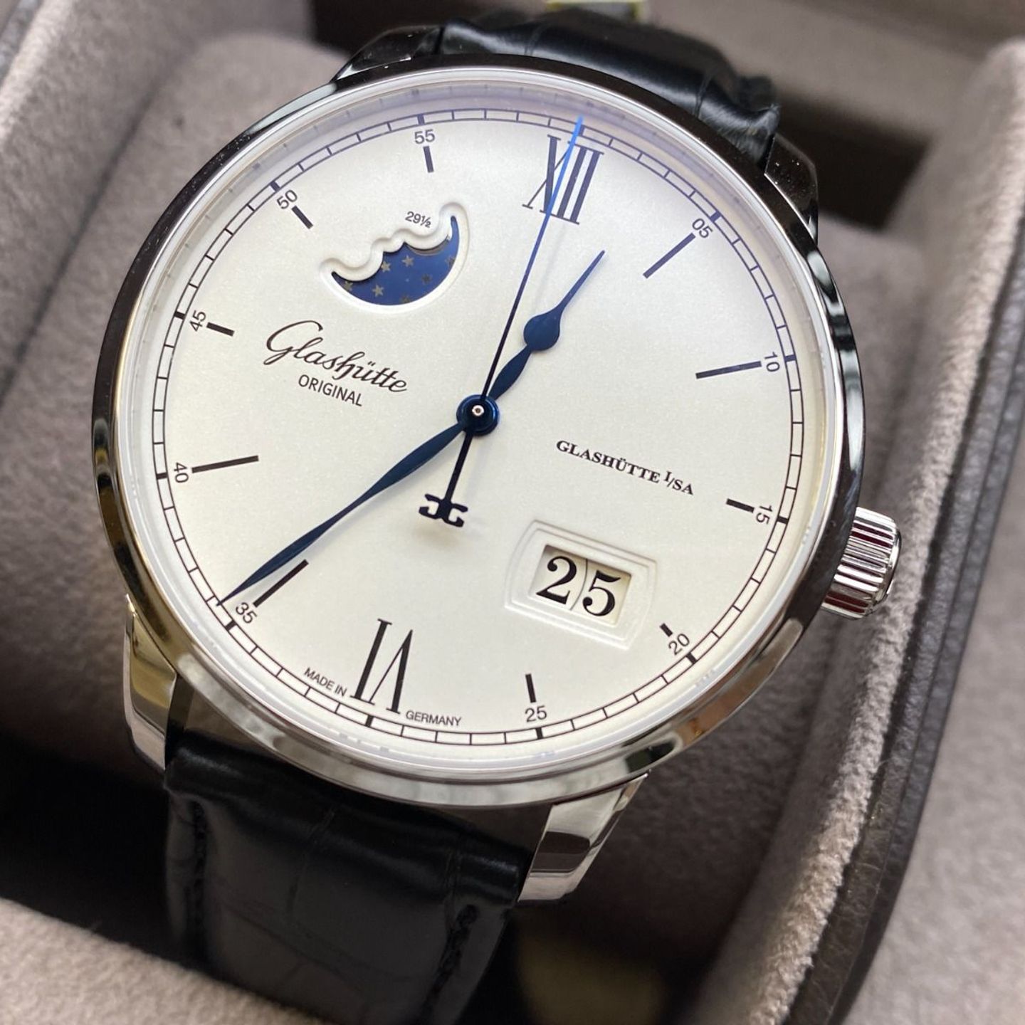 Glashütte Original Senator Excellence 1-36-04-01-02-61 (2022) - White dial 40 mm Steel case (5/8)