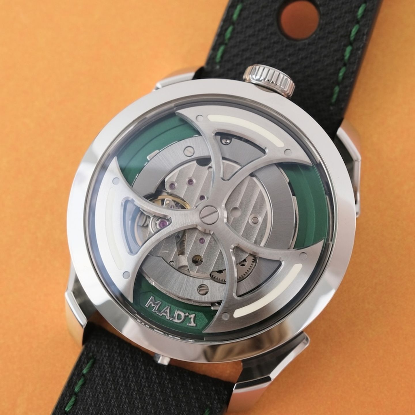 M.A.D. Editions M.A.D.1 GREEN M.A.D.1 GREEN - (2/8)