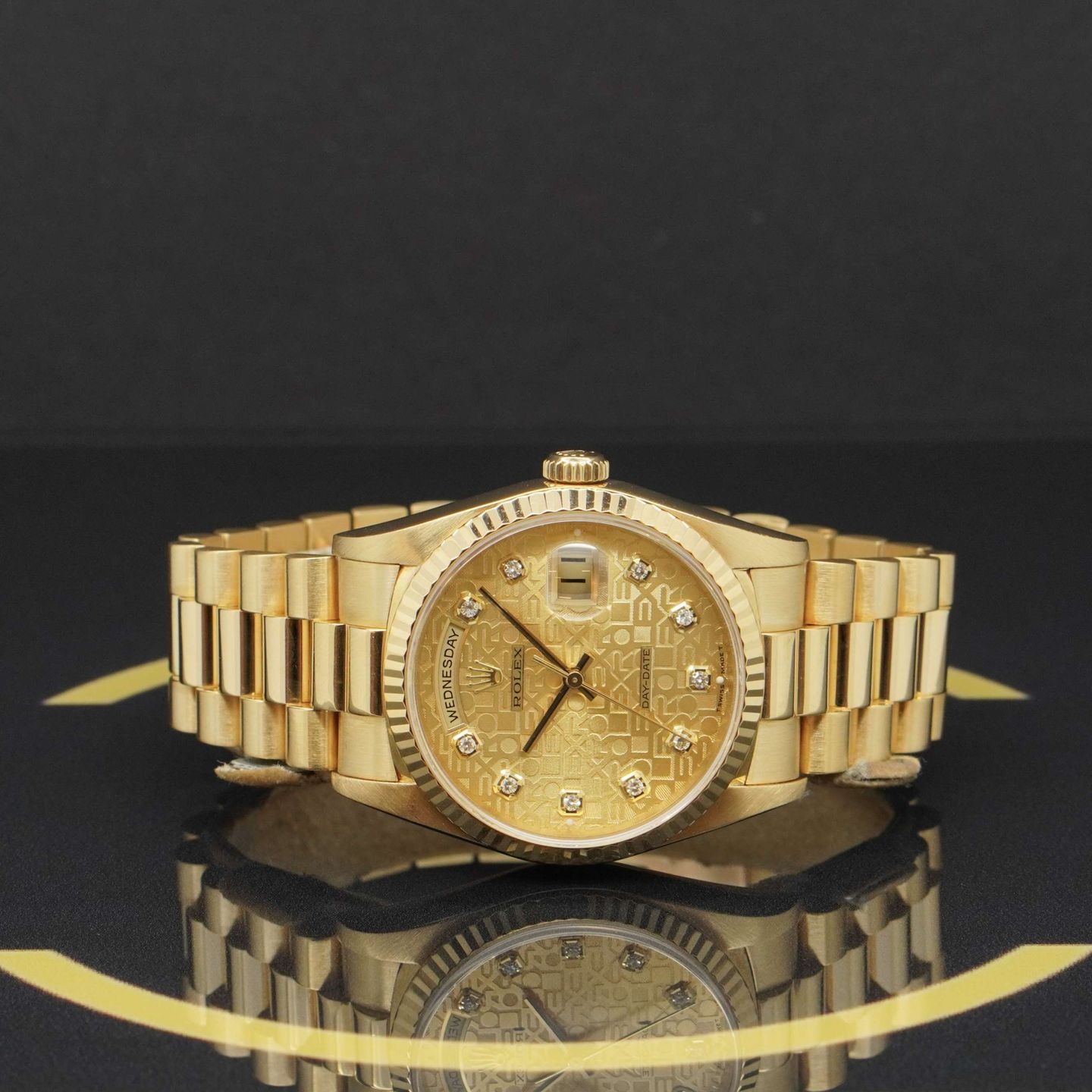 Rolex Day-Date 36 18238 (1995) - Gold dial 36 mm Yellow Gold case (3/5)