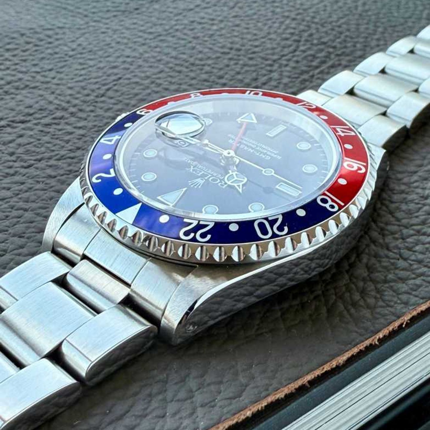 Rolex GMT-Master 16700 (1998) - Zwart wijzerplaat 40mm Staal (5/8)