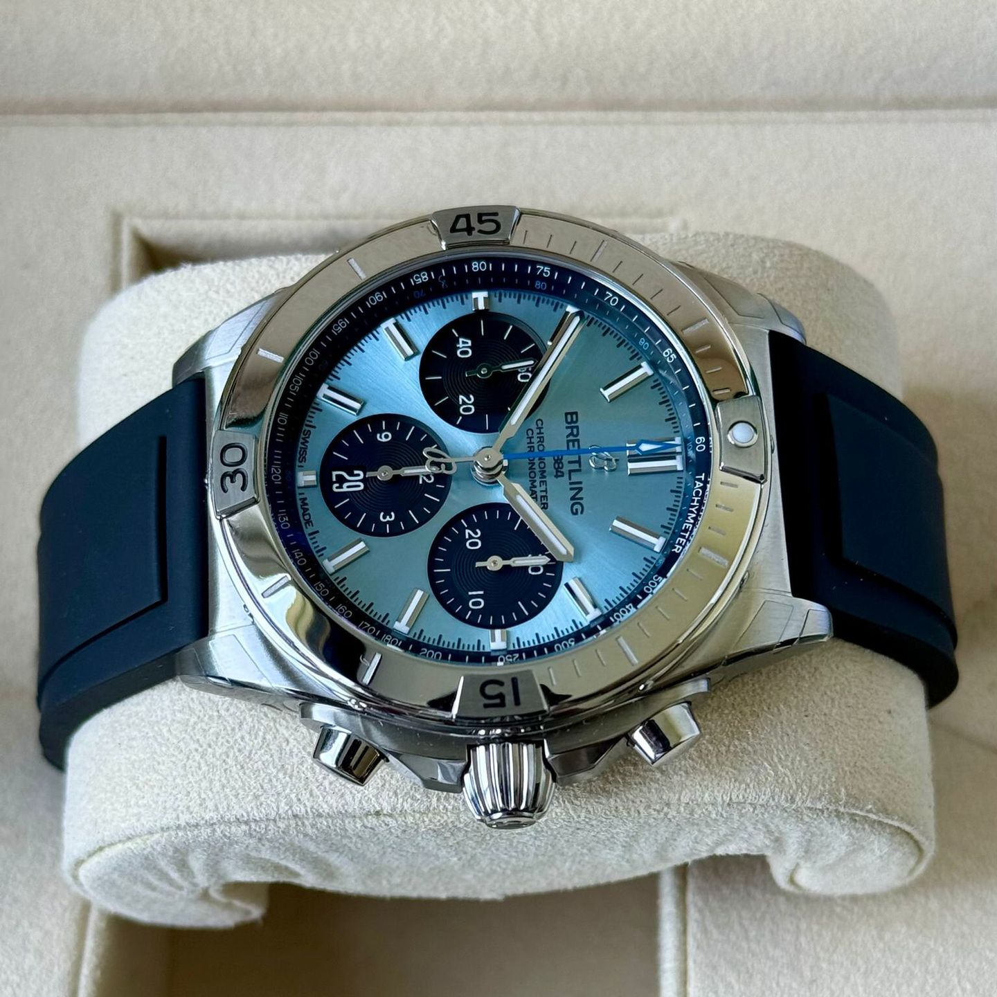 Breitling Chronomat 42 PB0134101C1S1 (2024) - Blauw wijzerplaat 42mm Staal (4/7)