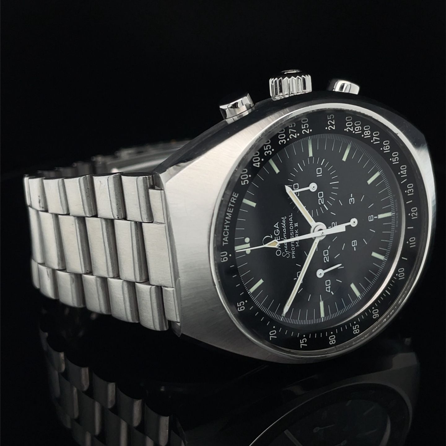 Omega Speedmaster Mark II ST 145.014 - (3/8)