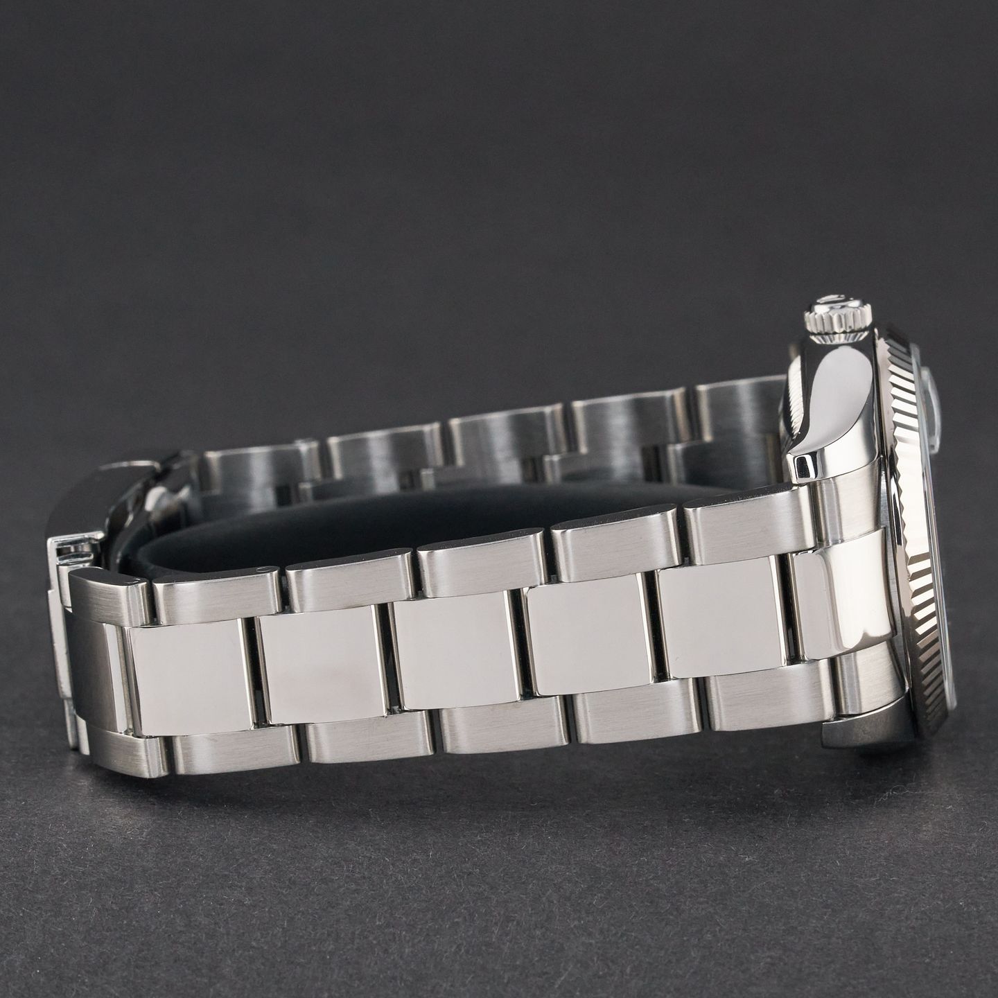 Rolex Oyster Perpetual Date 115234 (2008) - Black dial 34 mm Steel case (6/8)