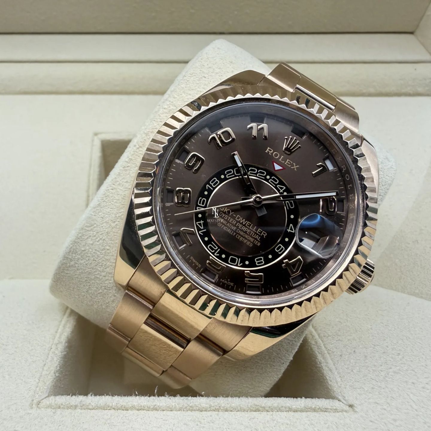Rolex Sky-Dweller 326935 (2016) - 42mm Roségoud (3/8)