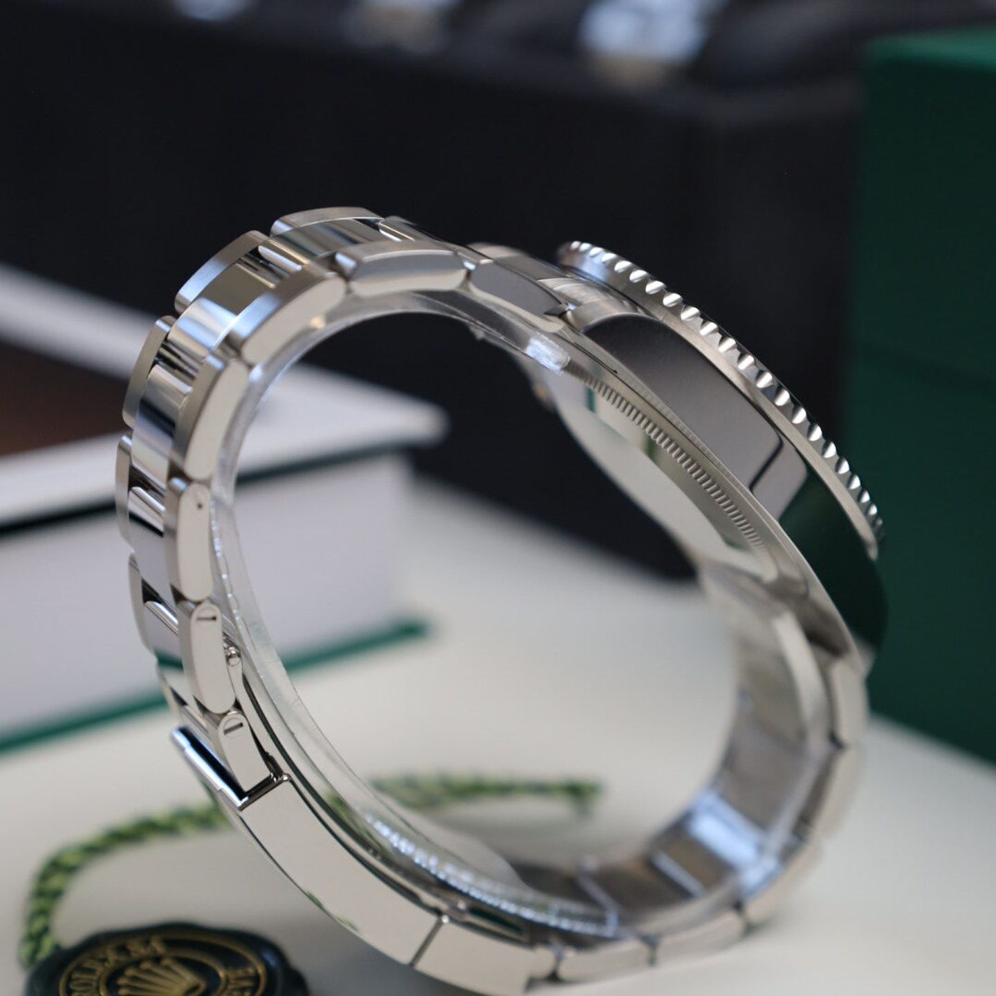 Rolex GMT-Master II 126710GRNR (2025) - Black dial 40 mm Steel case (15/32)