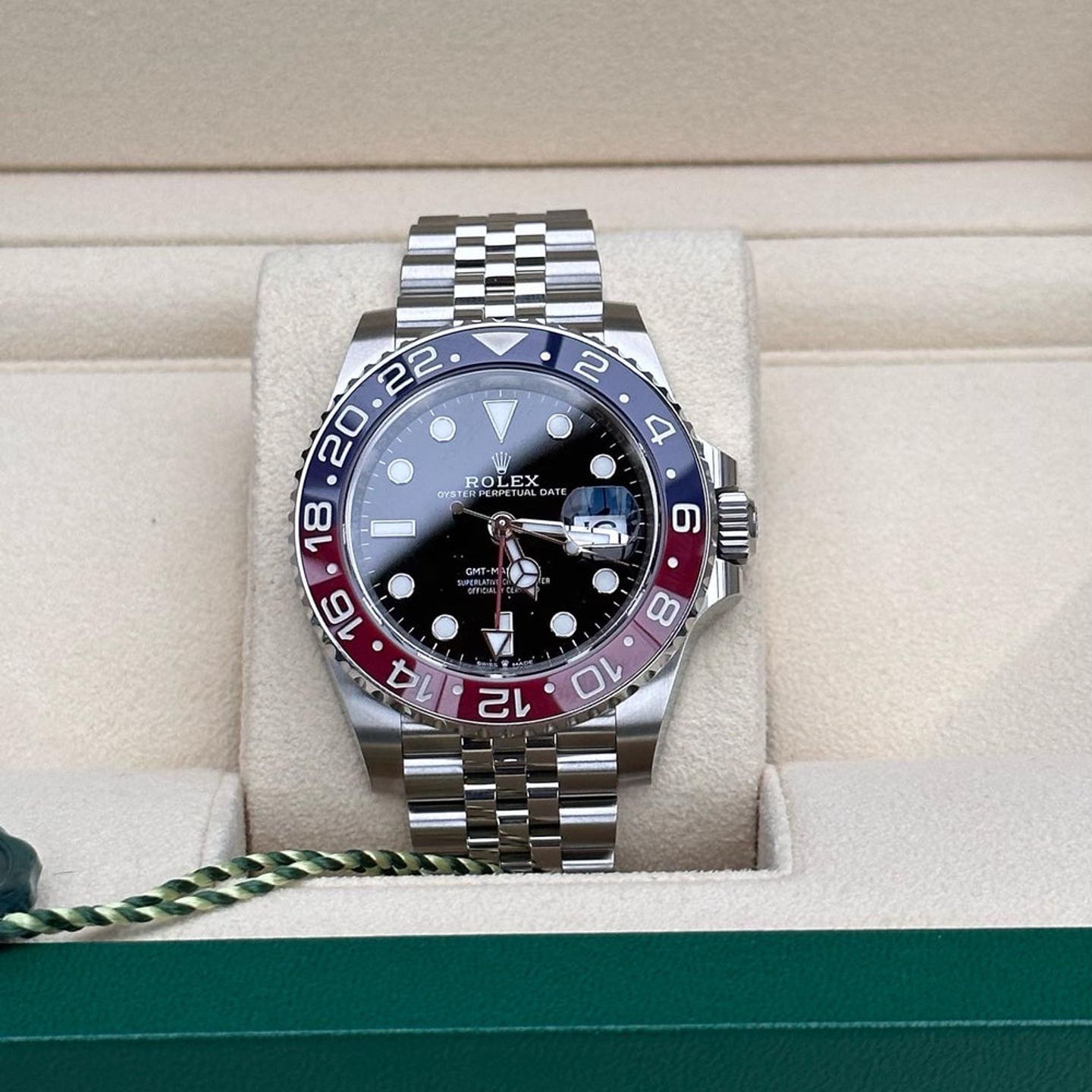 Rolex GMT-Master II 126710BLRO - (4/8)