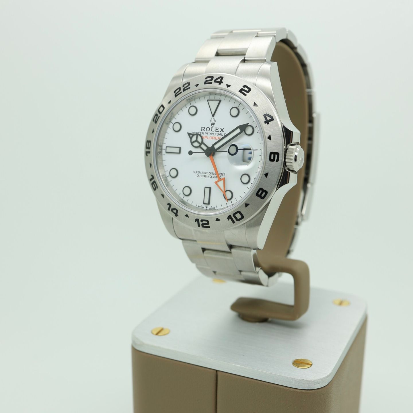 Rolex Explorer II 226570 (2021) - 42 mm Steel case (1/8)