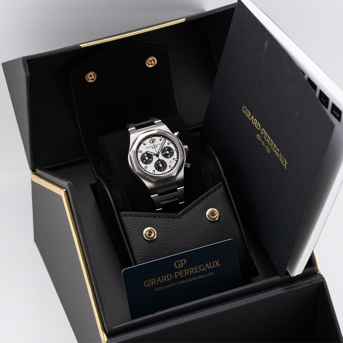 Girard-Perregaux Laureato 81020-11-131-11A - (7/7)