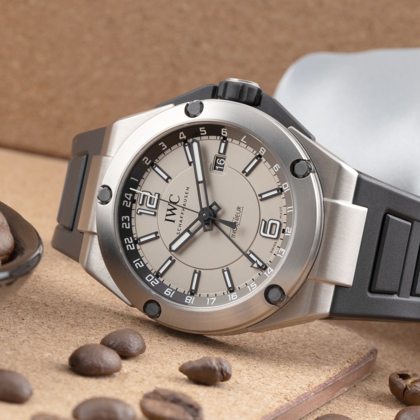 IWC Ingenieur Dual Time IW326403 - (2/8)