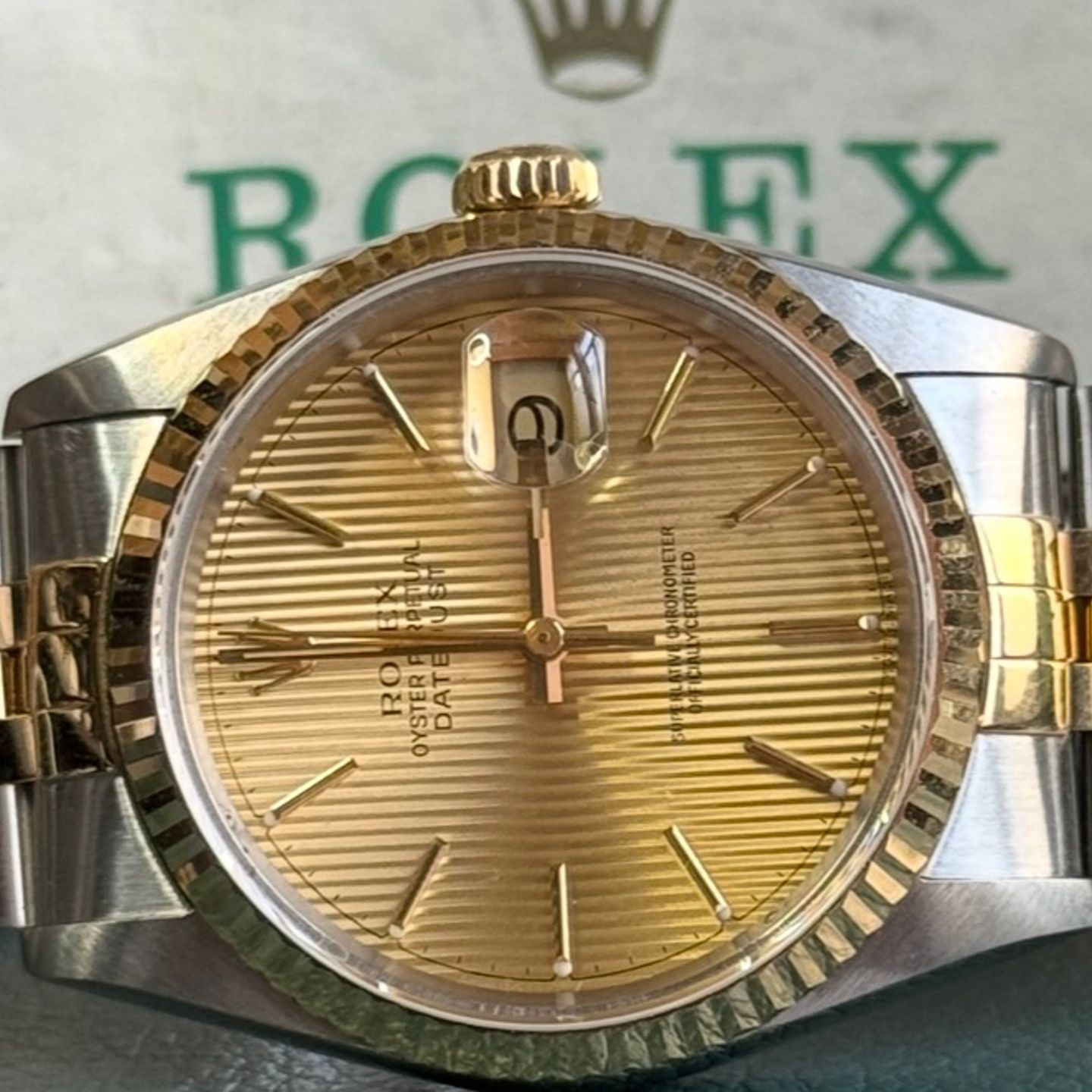 Rolex Datejust 36 16233 (1988) - Champagne dial 36 mm Gold/Steel case (3/8)