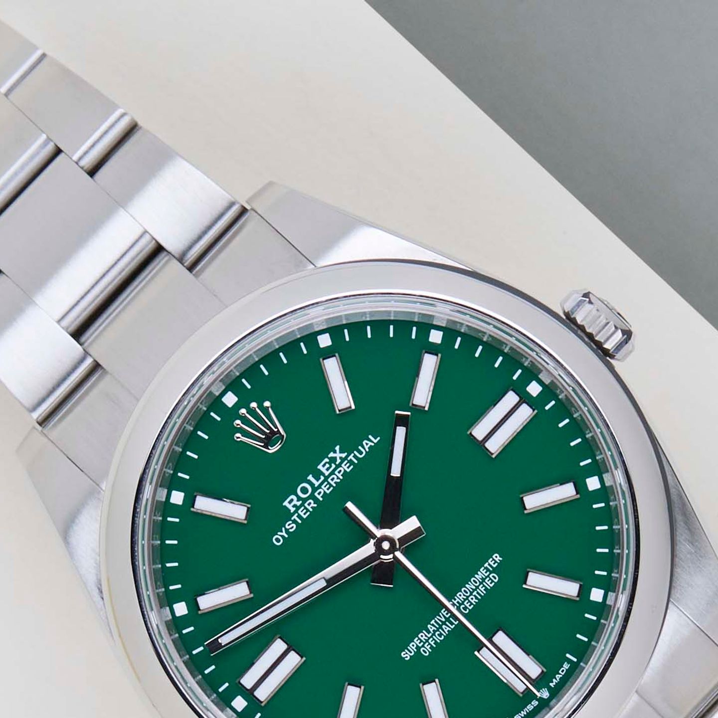 Rolex Oyster Perpetual 41 124300 - (3/8)