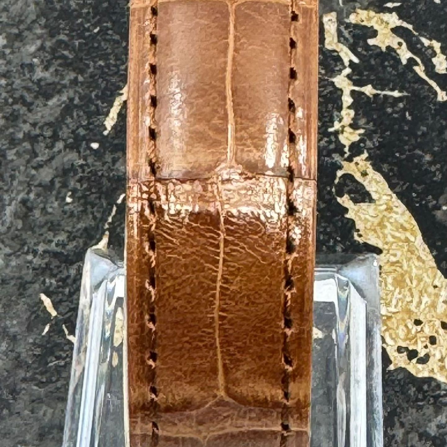 Cartier Tank Louis Cartier WGTA0342 (2025) - Silver dial 22 mm Yellow Gold case (8/8)