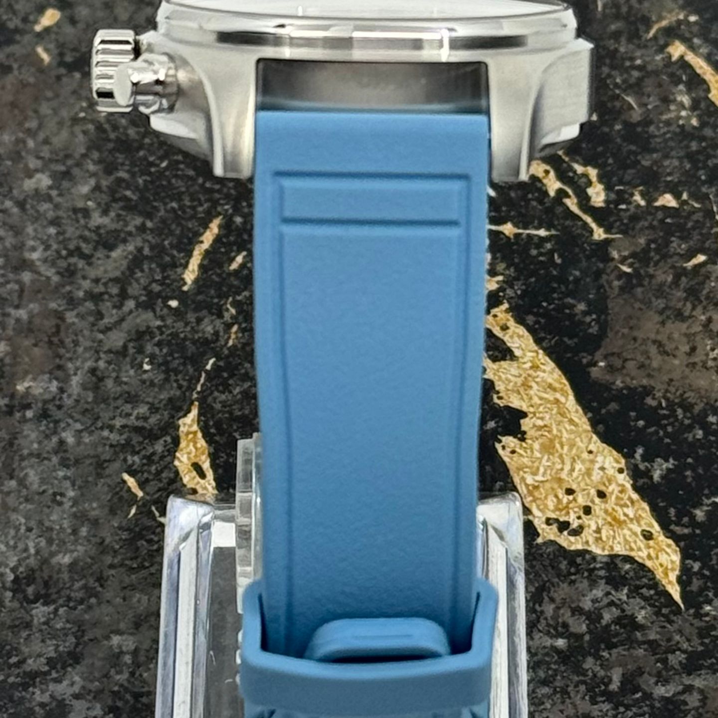 IWC Pilot Chronograph Top Gun Miramar IW388117 (2025) - Blue dial 41 mm Steel case (8/8)