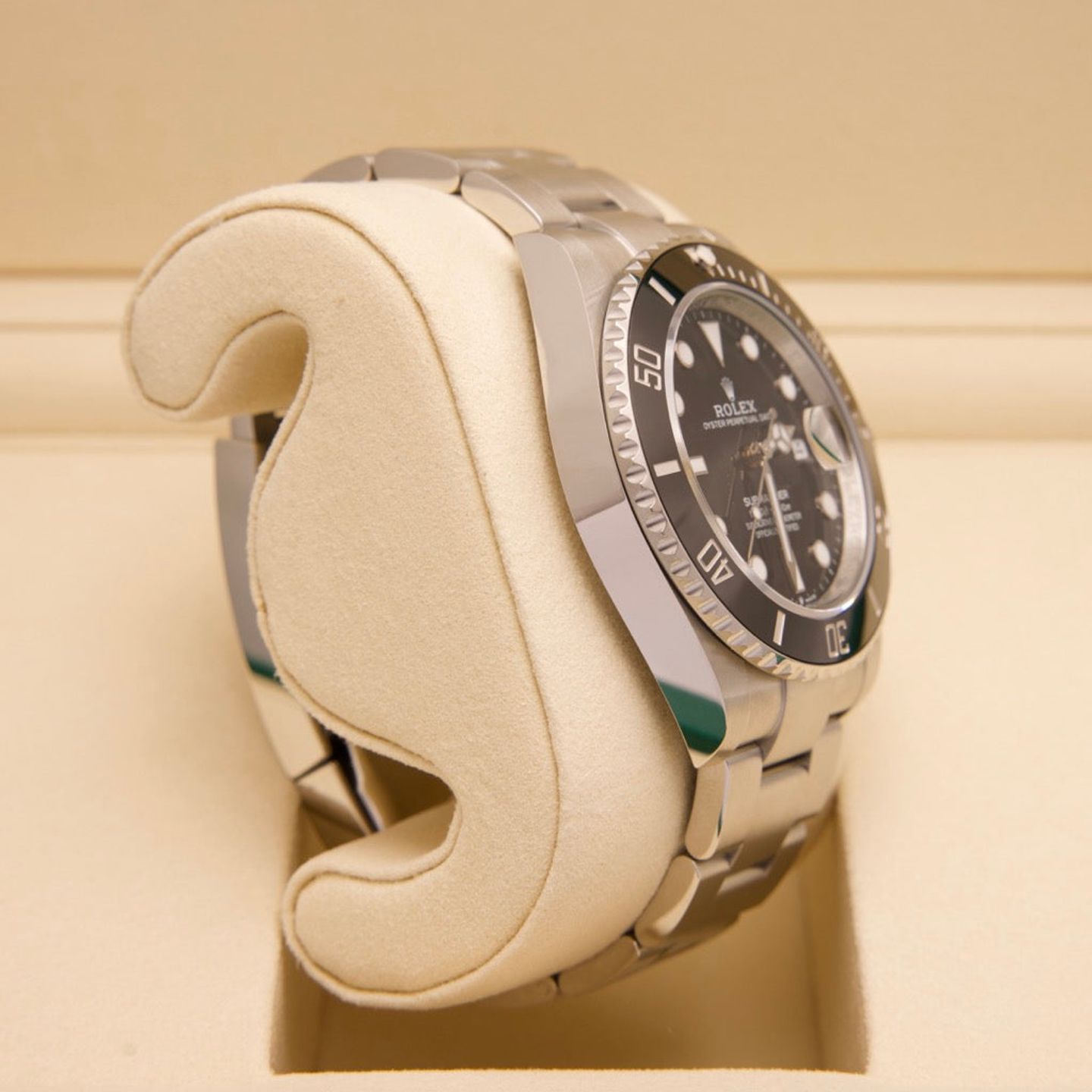 Rolex Submariner Date 126610LN - (3/5)