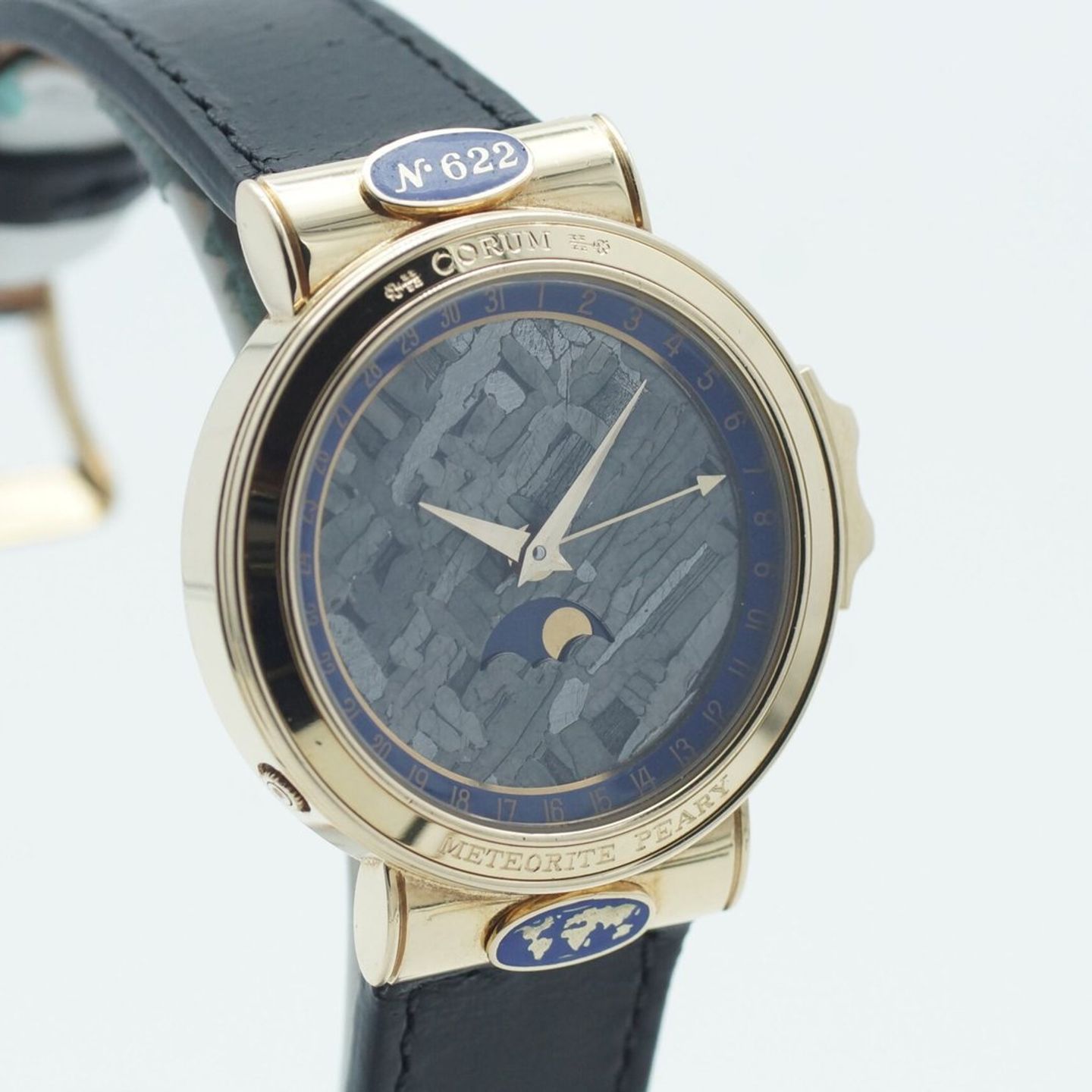 Corum Vintage 61.450.56 - (3/8)