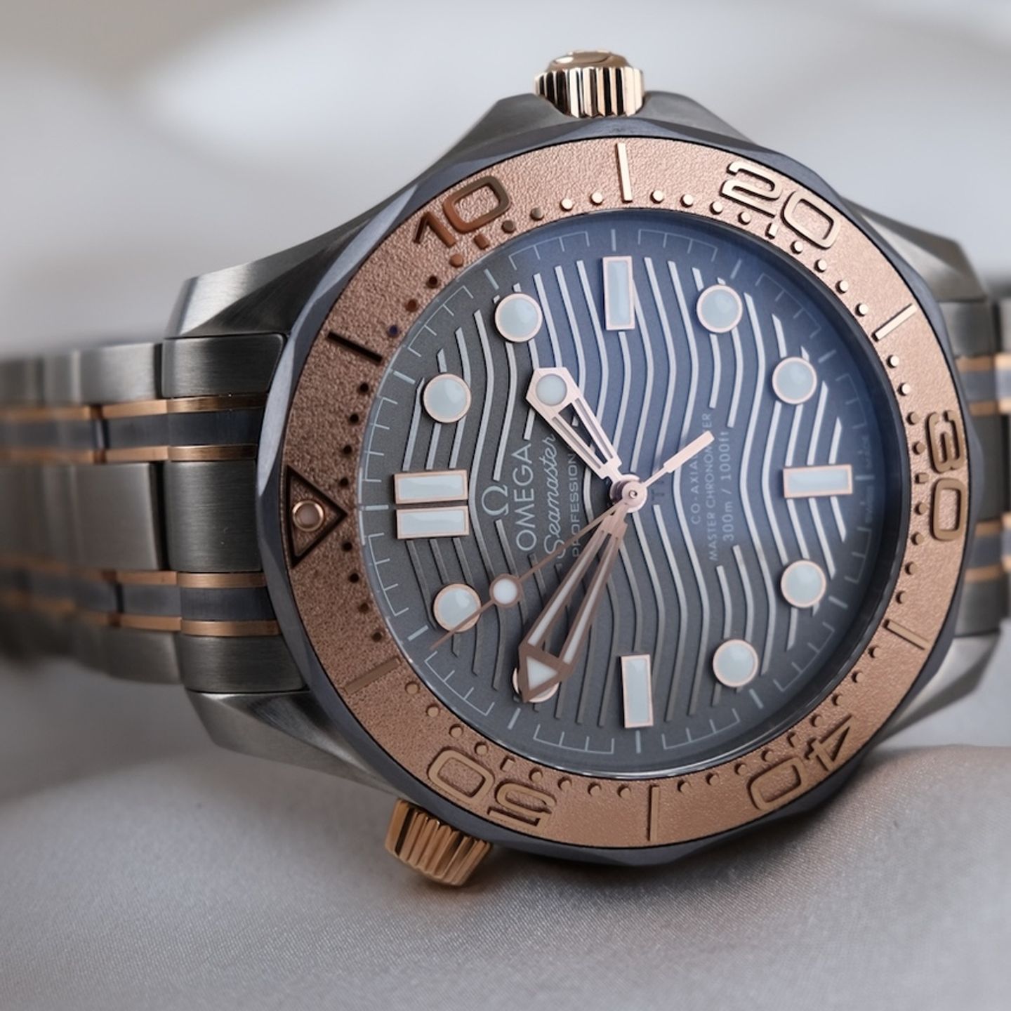 Omega Seamaster Diver 300 M 210.60.42.20.99.001 - (3/8)