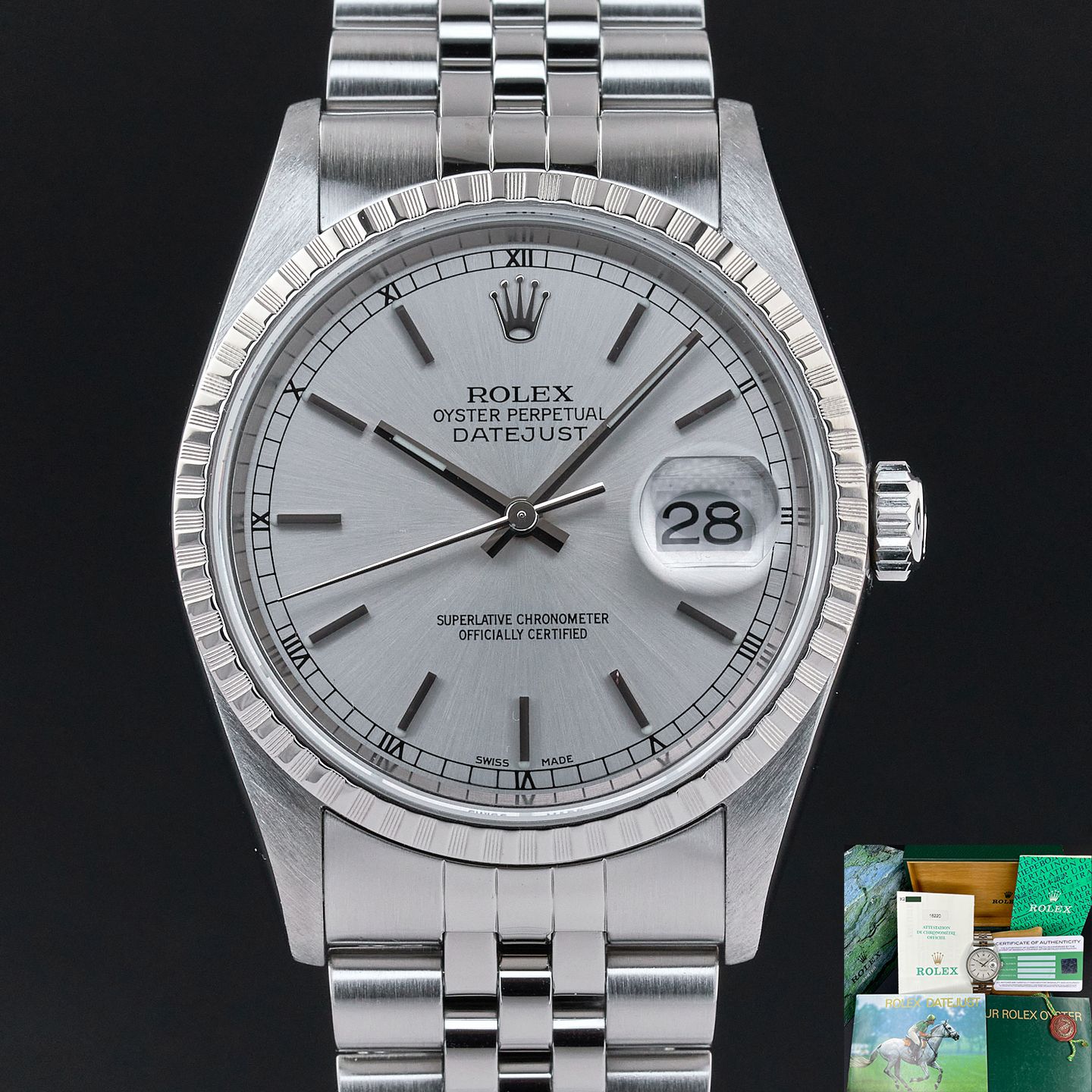 Rolex Datejust 36 16220 (2001) - Zilver wijzerplaat 36mm Staal (1/8)