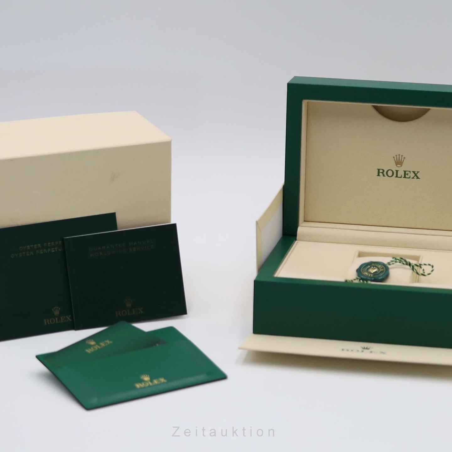 Rolex Oyster Perpetual 41 124300 - (7/8)