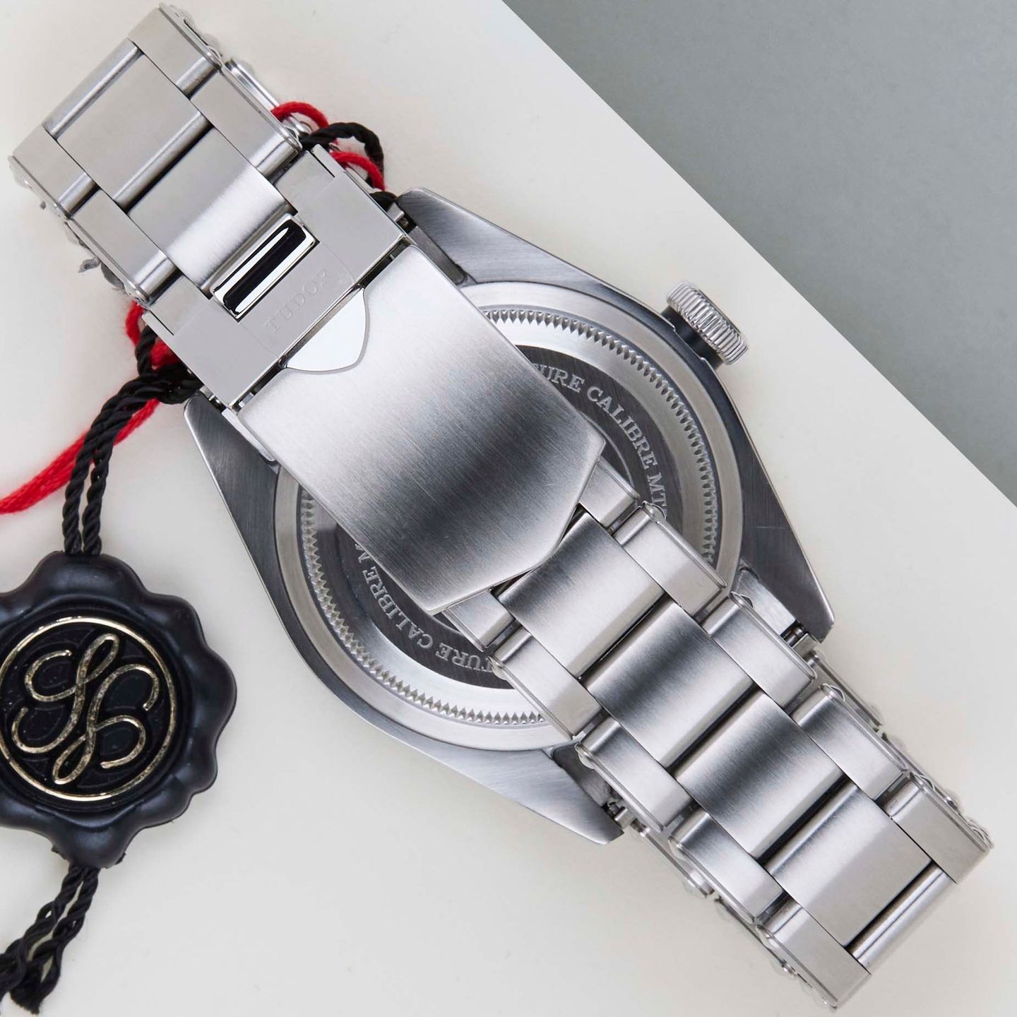 Tudor Black Bay 79230N (2019) - Black dial 41 mm Steel case (6/8)