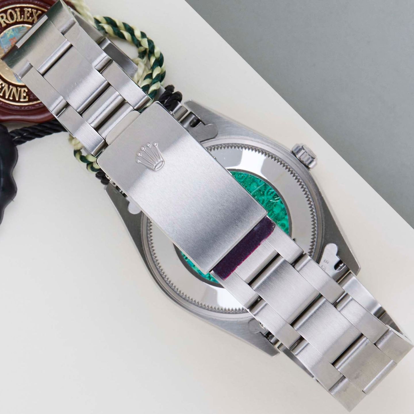 Rolex Oyster Perpetual Date 15200 - (6/8)