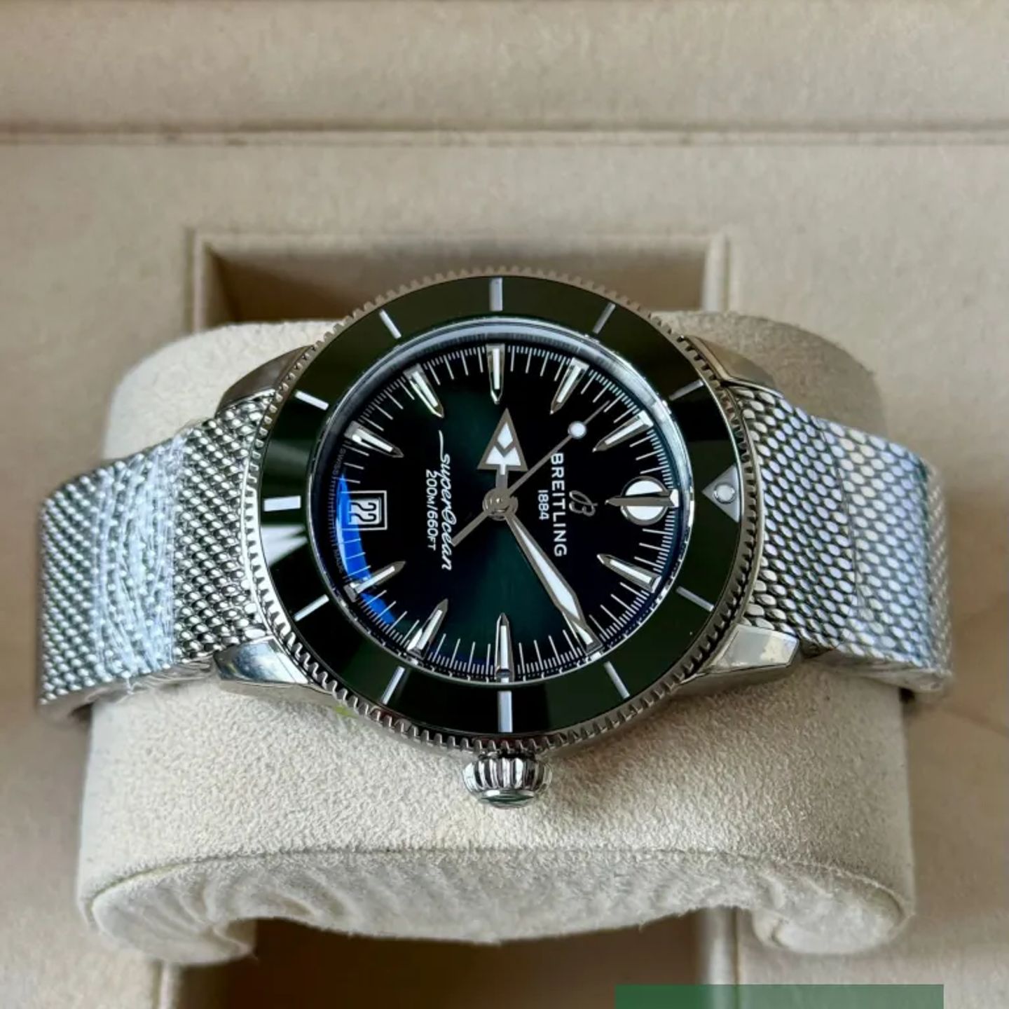 Breitling Superocean Heritage AB3110361L1A1 (2025) - Green dial 40 mm Steel case (4/7)