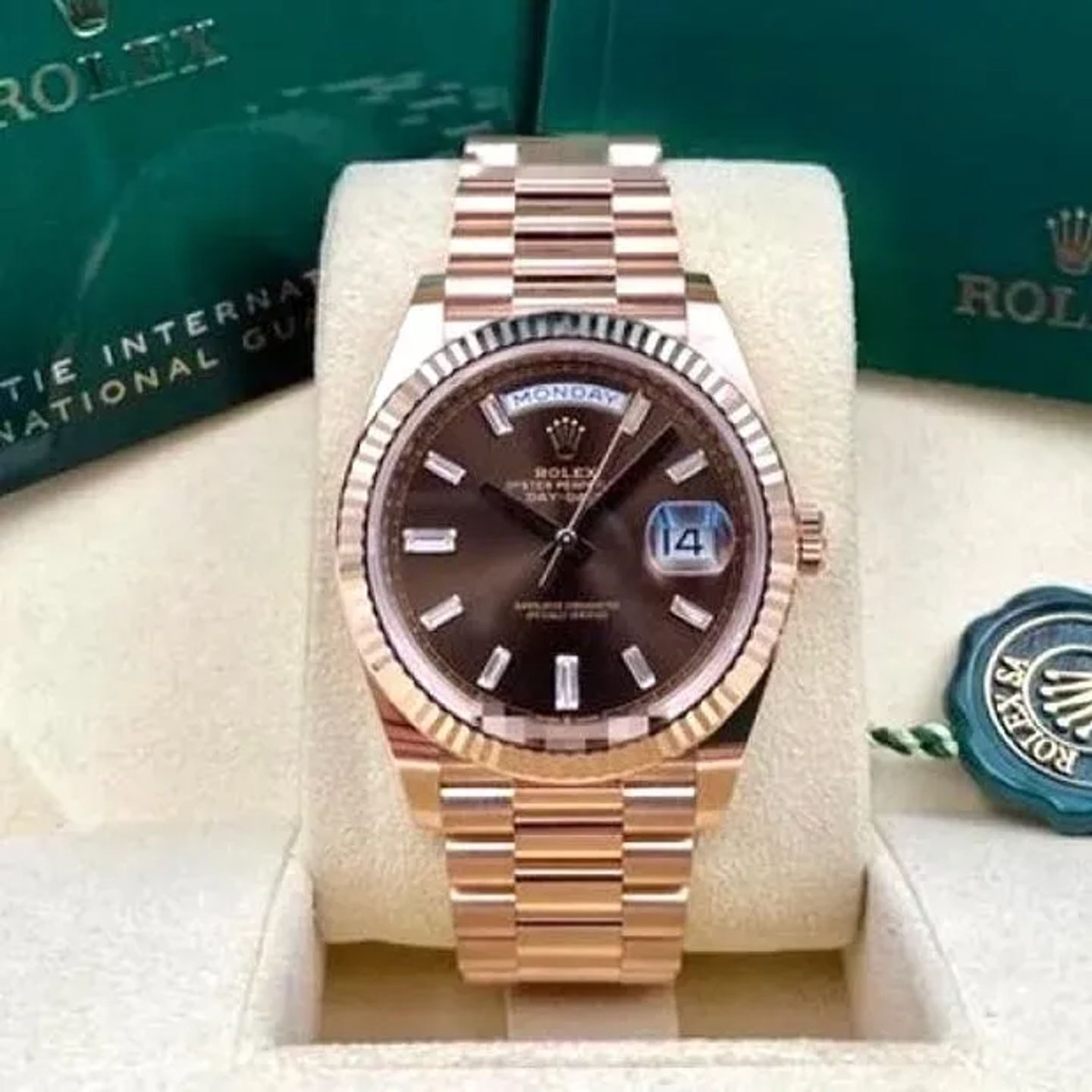 Rolex Day-Date 40 228235 - (1/6)