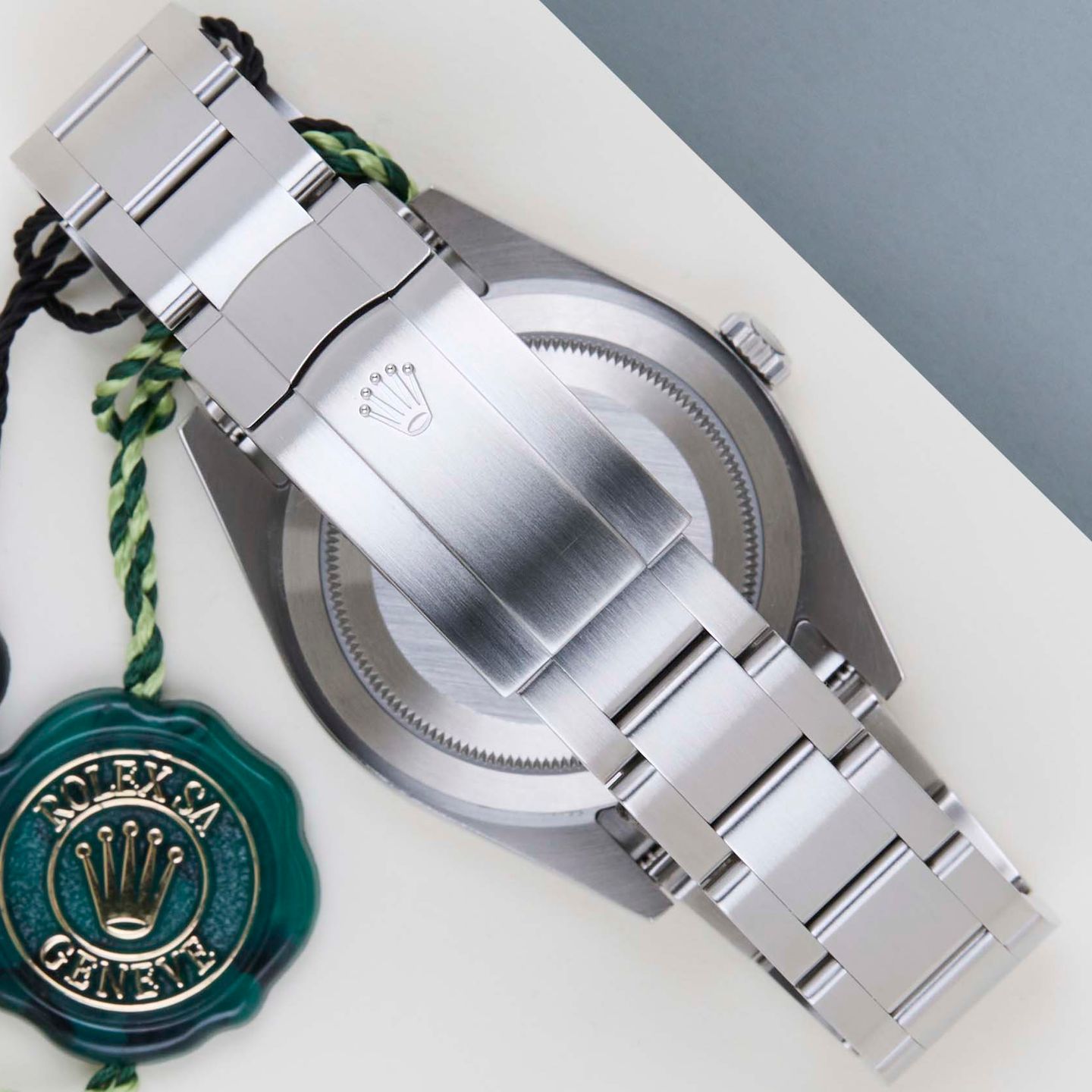 Rolex Oyster Perpetual 39 114300 - (6/8)