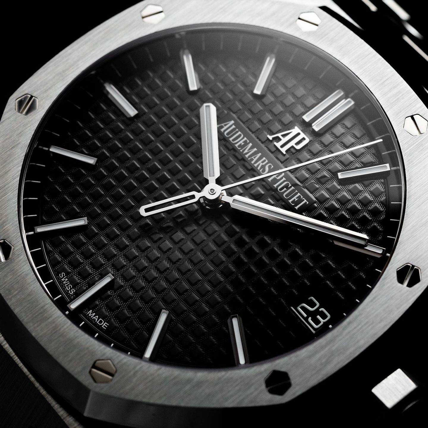 Audemars Piguet Royal Oak Selfwinding 15500ST.OO.1220ST.03 (2021) - Zwart wijzerplaat 41mm Staal (4/8)