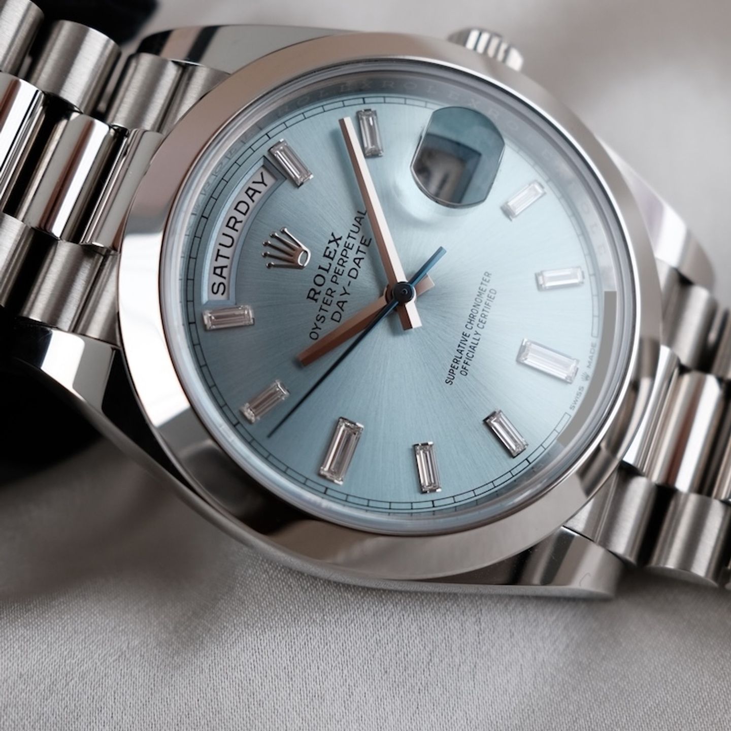 Rolex Day-Date 40 228206 (2021) - 40mm Platina (4/8)