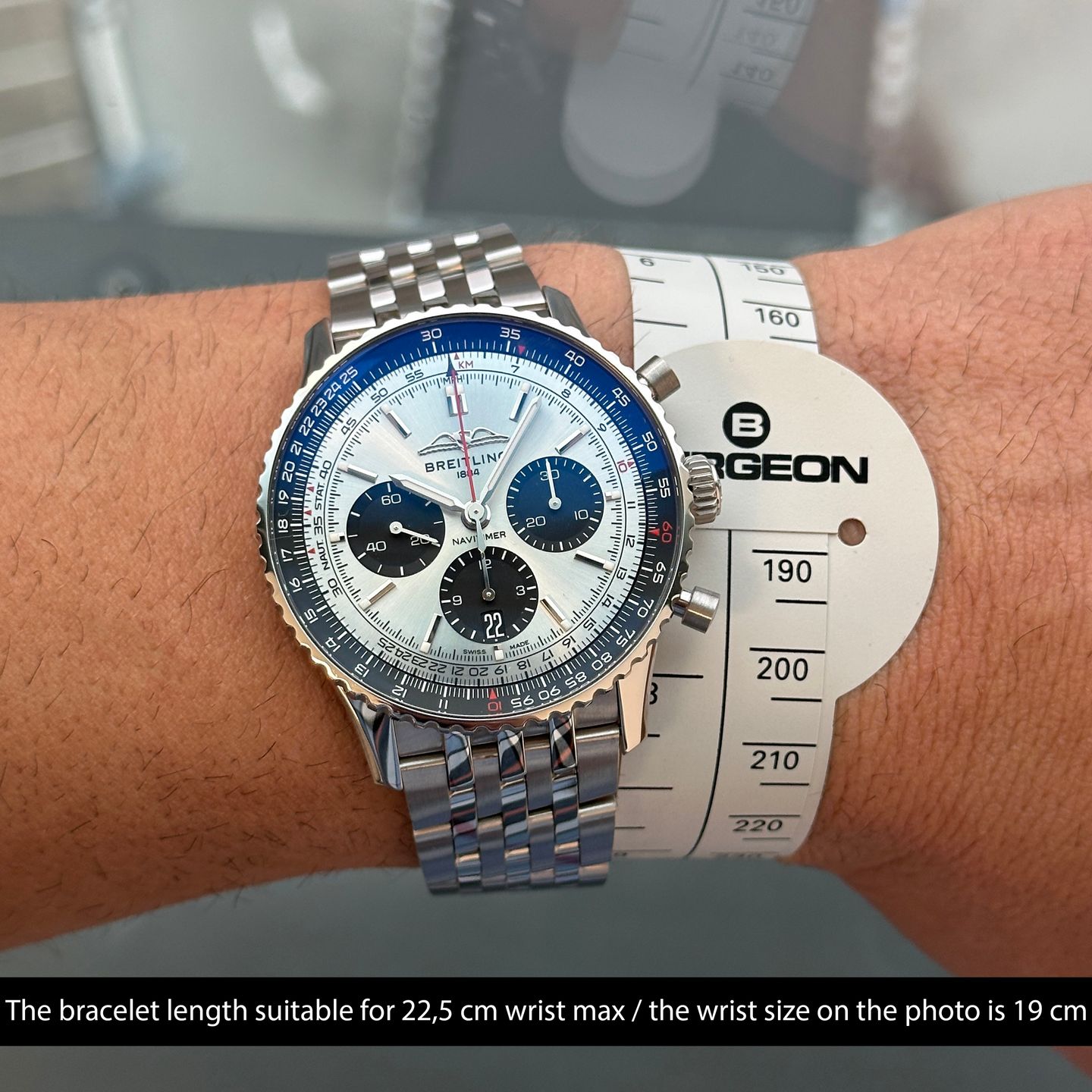 Breitling Navitimer 1 B01 Chronograph AB0138 - (3/8)