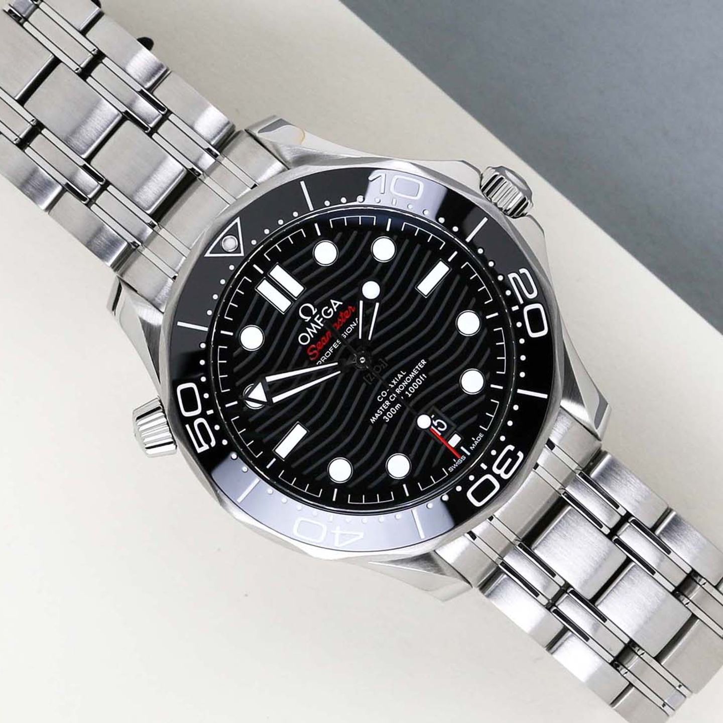 Omega Seamaster Diver 300 M 210.30.42.20.01.001 (2021) - Zwart wijzerplaat 42mm Staal (1/8)