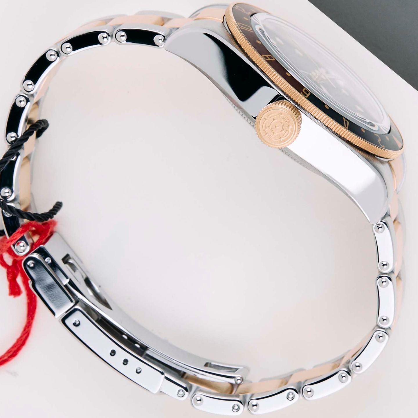 Tudor Black Bay GMT 79833MN (2022) - Zwart wijzerplaat 41mm Staal (7/8)