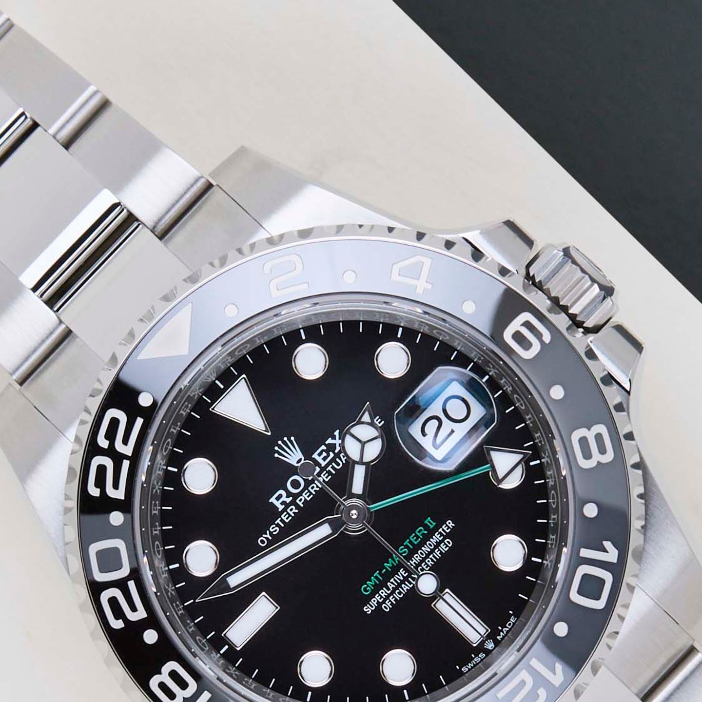 Rolex GMT-Master II 126710GRNR (2025) - Black dial 40 mm Steel case (3/8)