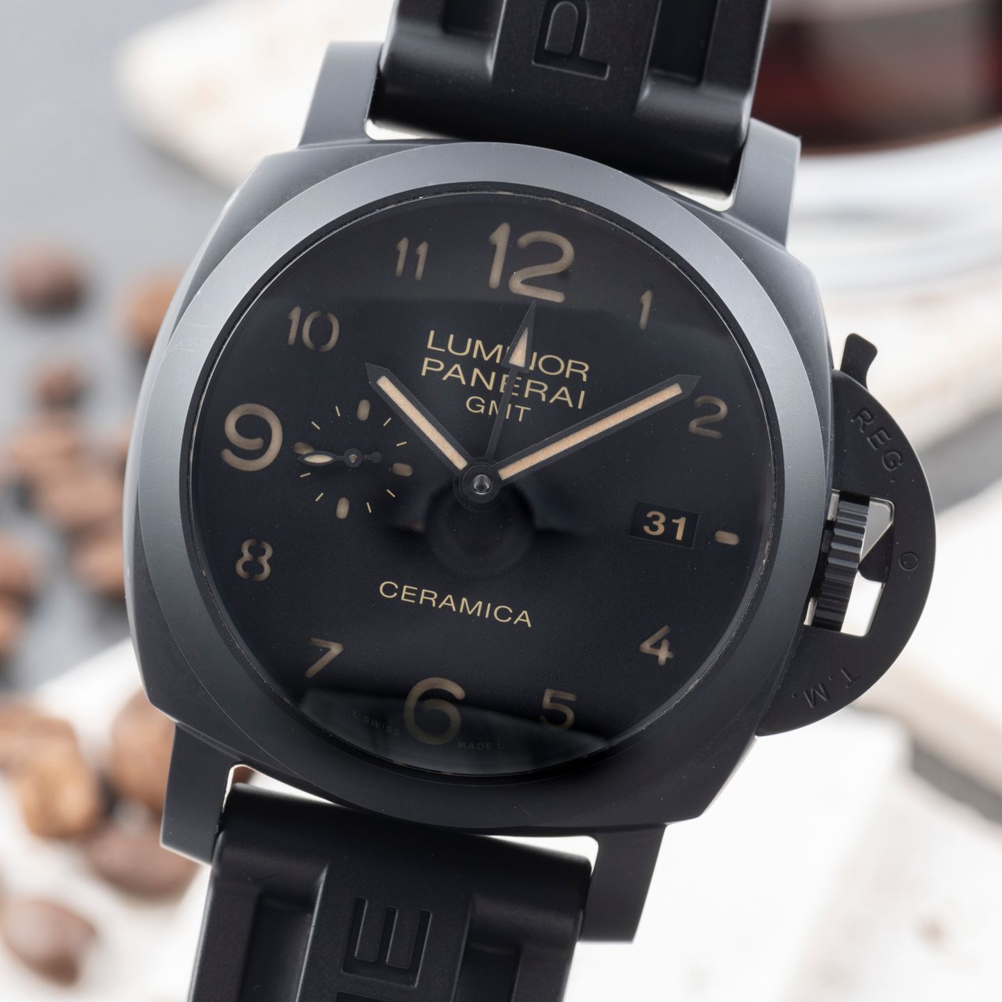 Panerai Luminor 1950 3 Days GMT Automatic PAM00441 (Unknown (random serial)) - Black dial 44 mm Ceramic case (3/8)