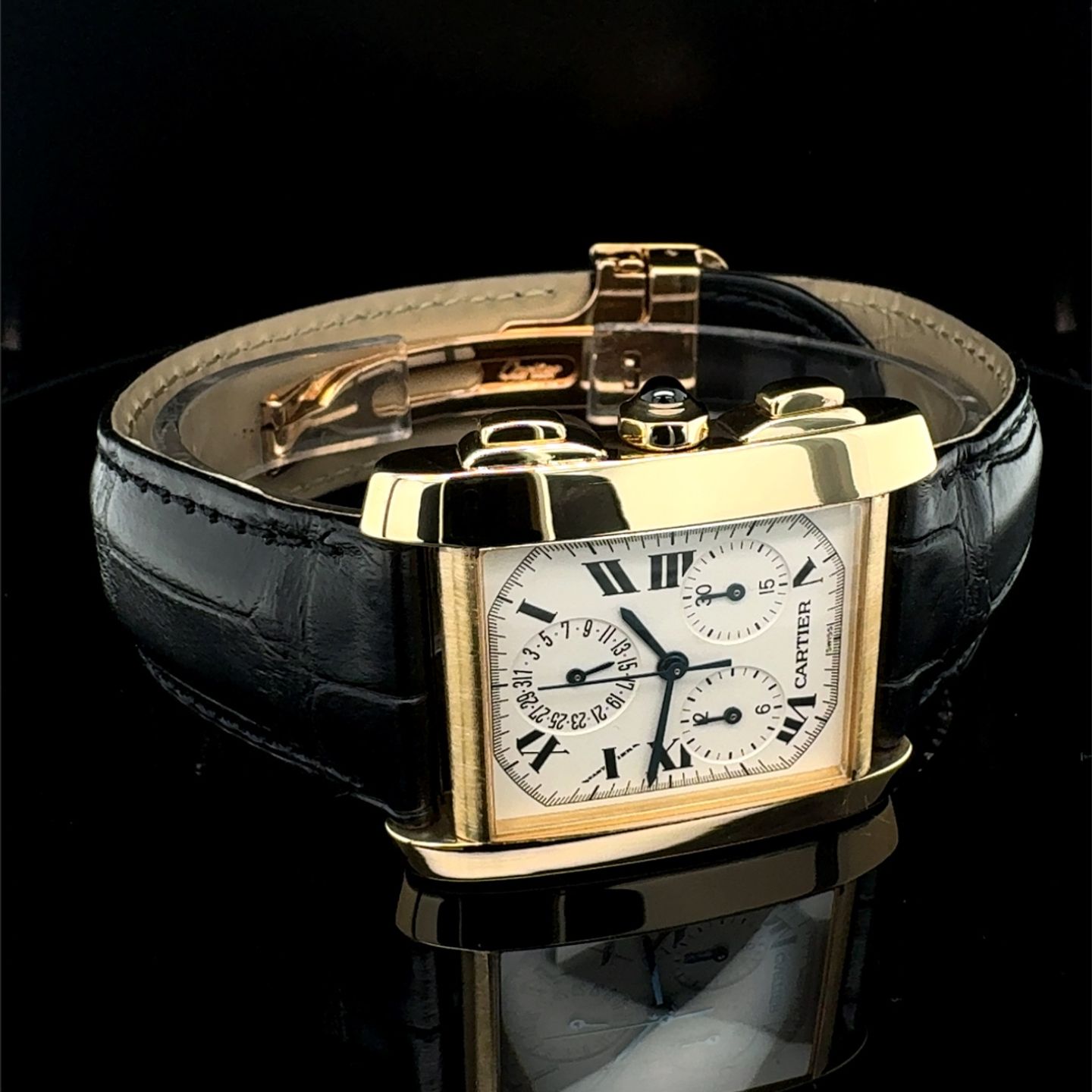 Cartier Tank Française 1830 - (3/8)