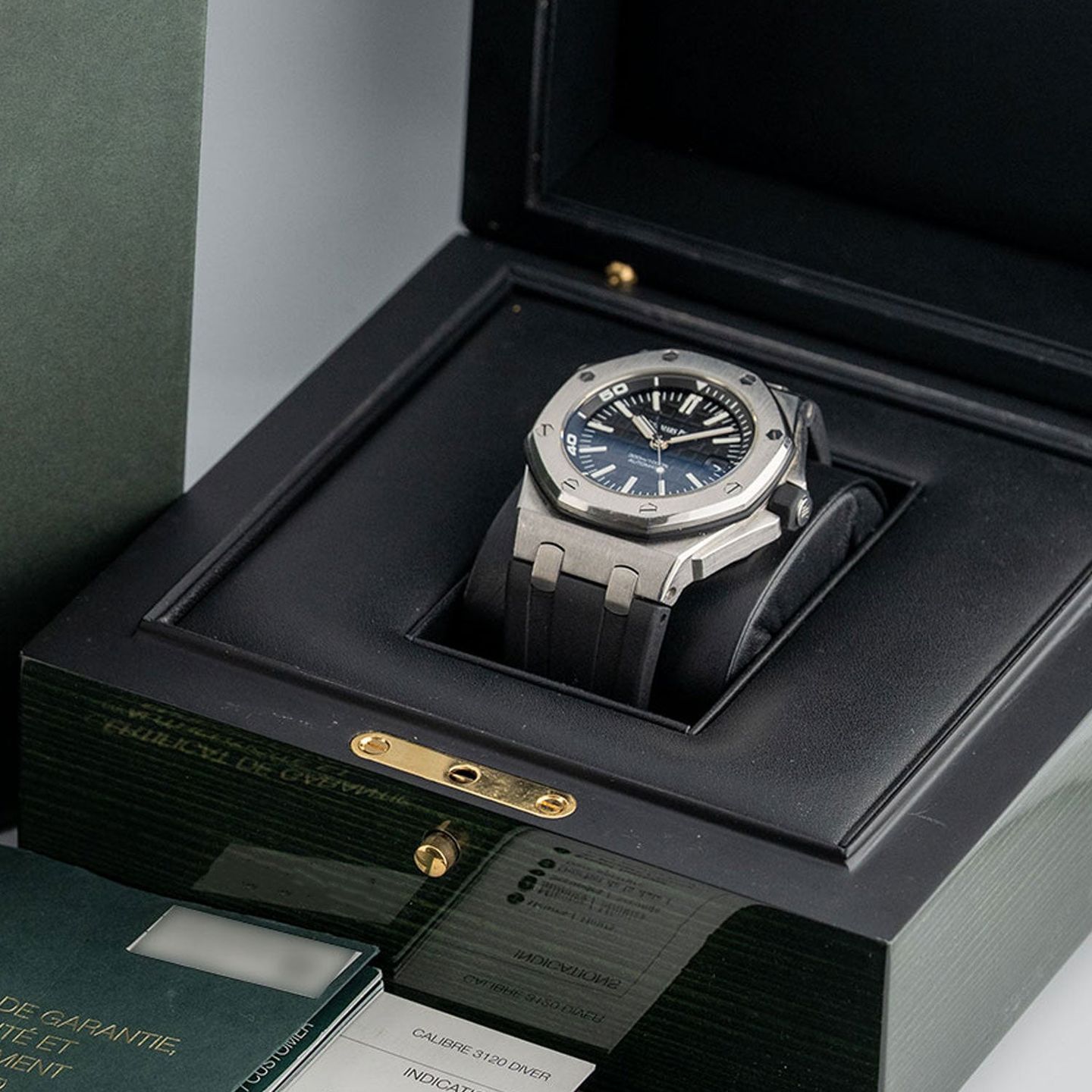 Audemars Piguet Royal Oak Offshore Diver 15710ST.OO.A002CA.01 (Onbekend (willekeurig serienummer)) - Zwart wijzerplaat 42mm Staal (7/7)