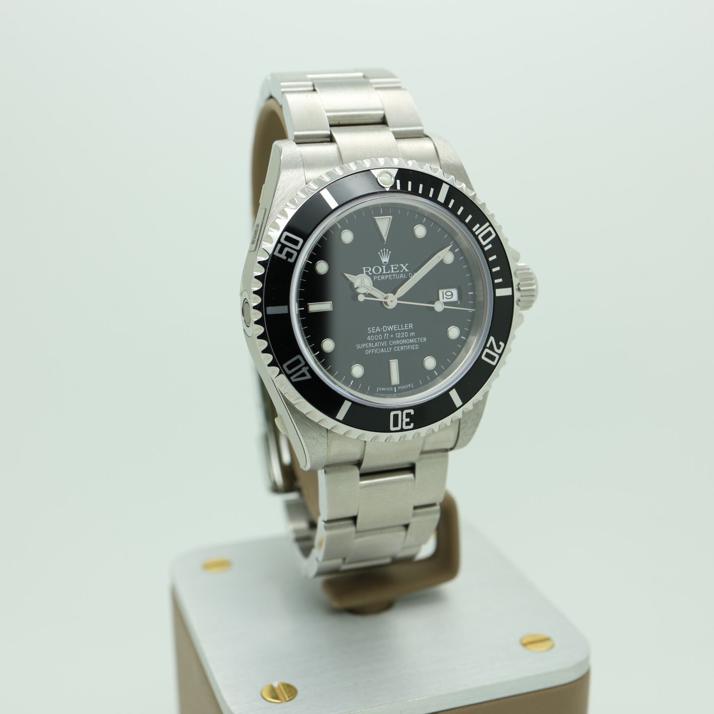 Rolex Sea-Dweller 4000 16600 - (2/8)