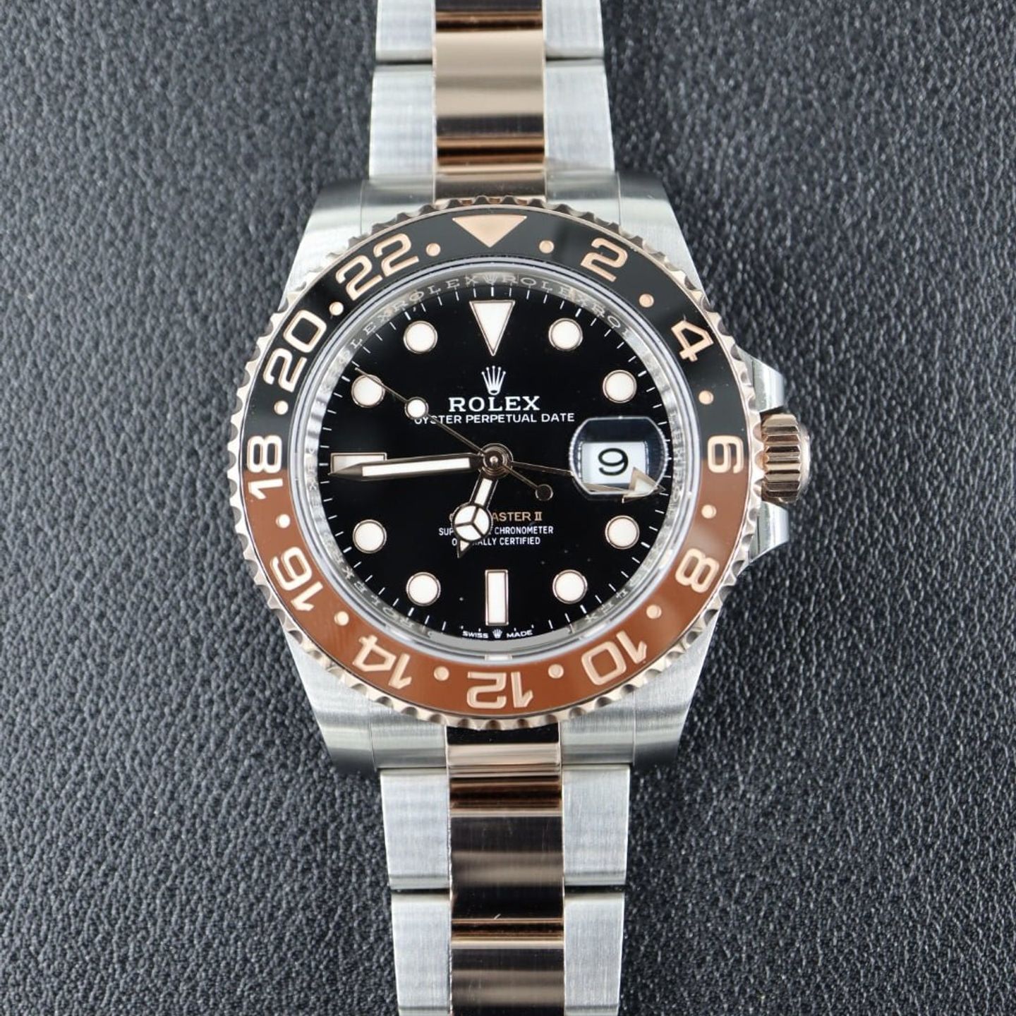 Rolex GMT-Master II 126711CHNR (2023) - Zwart wijzerplaat 40mm Goud/Staal (1/7)