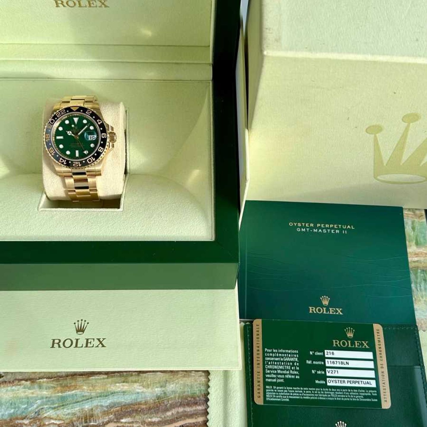 Rolex GMT-Master II 116718LN (2009) - Green dial 40 mm Yellow Gold case (4/8)