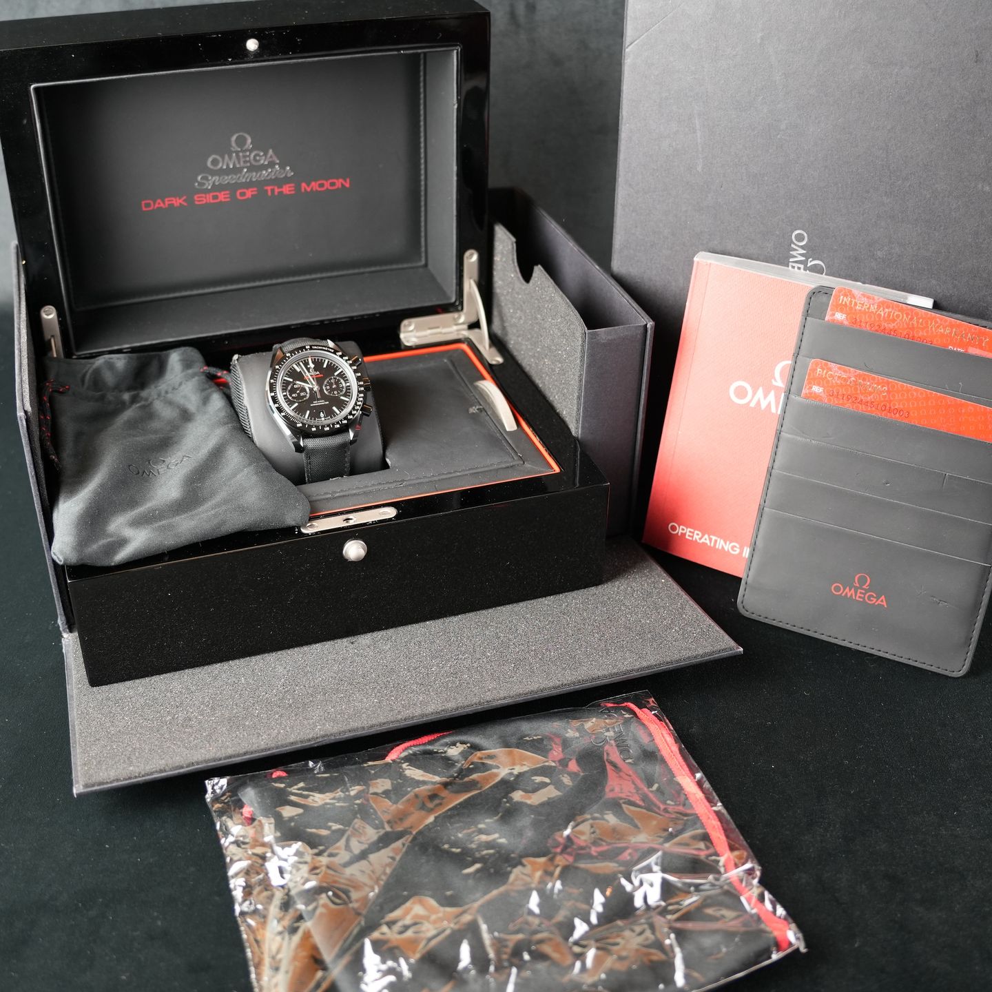 Omega Speedmaster 311.92.44.51.01.003 (2019) - Black dial 44 mm Ceramic case (8/8)