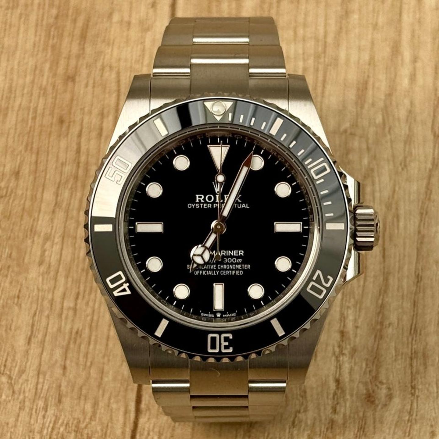 Rolex Submariner No Date 124060 (2026) - Black dial 40 mm Steel case (3/10)
