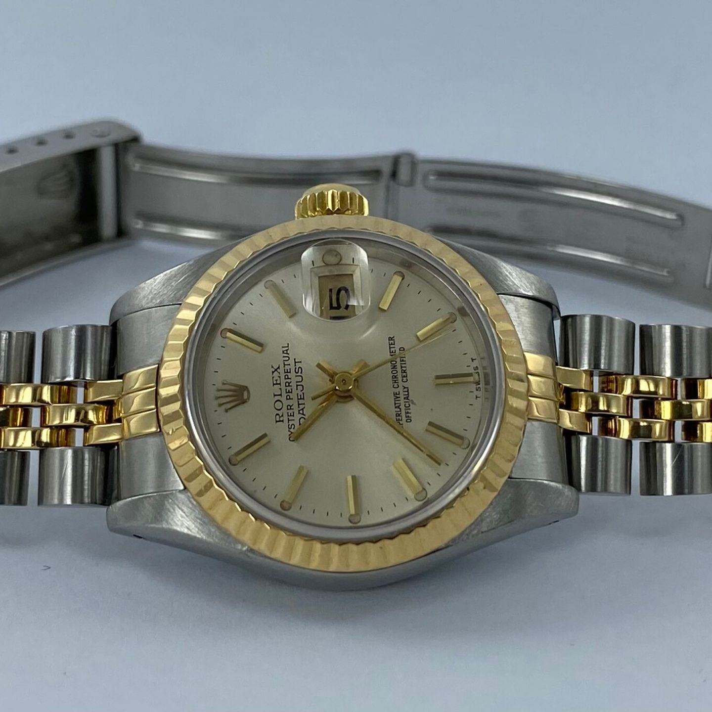 Rolex Lady-Datejust - (Unknown (random serial)) - Champagne dial 26 mm Gold/Steel case (2/6)